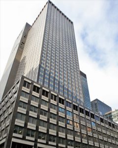 Manhattan Q2 Report - Office Sales Market Gaining Traction - CommercialCafe