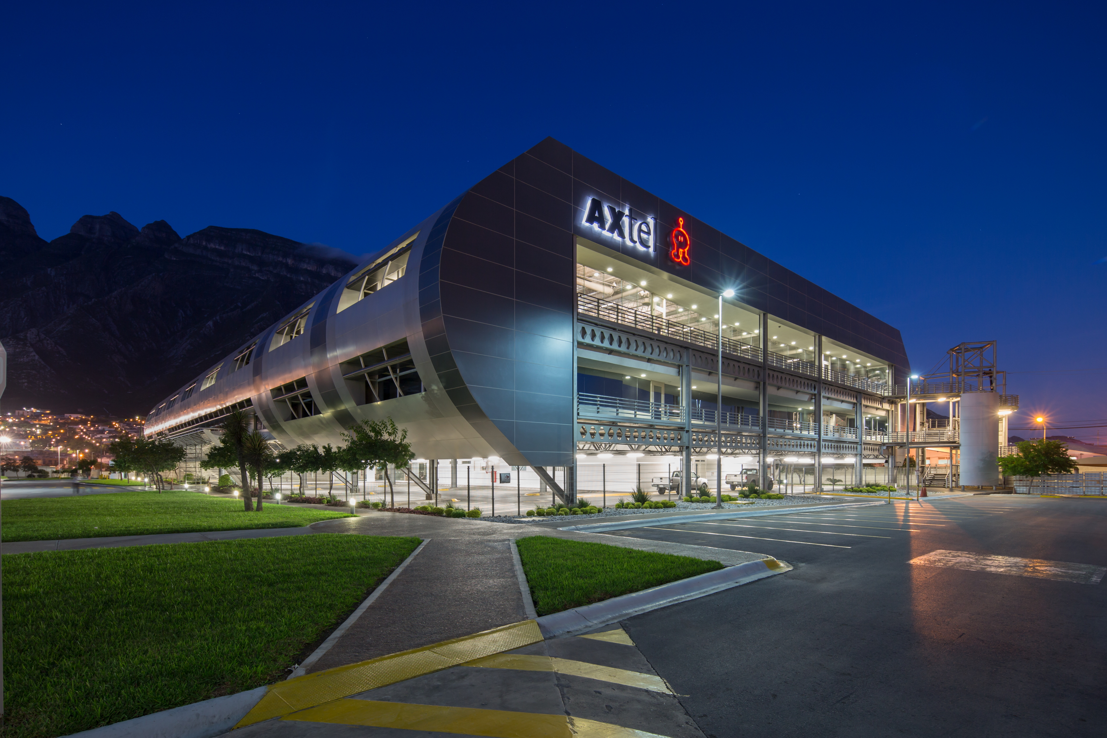 A New Benchmark for the Fibra Industry
