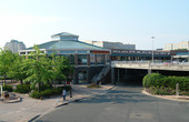 Edina, Minnesota, Retail Center Up for Sale