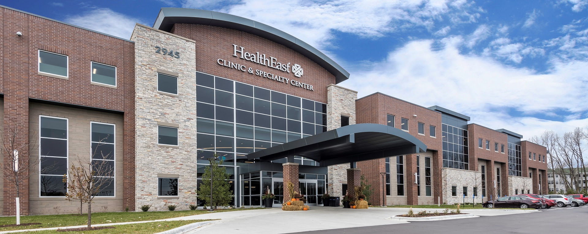 Davis-developed HealthEast Clinic wins Award of Excellence from NAIOP Minnesota