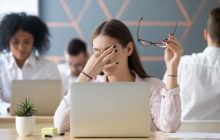 7 Crucial Tips to Keep Your Eyes Healthy While at Work