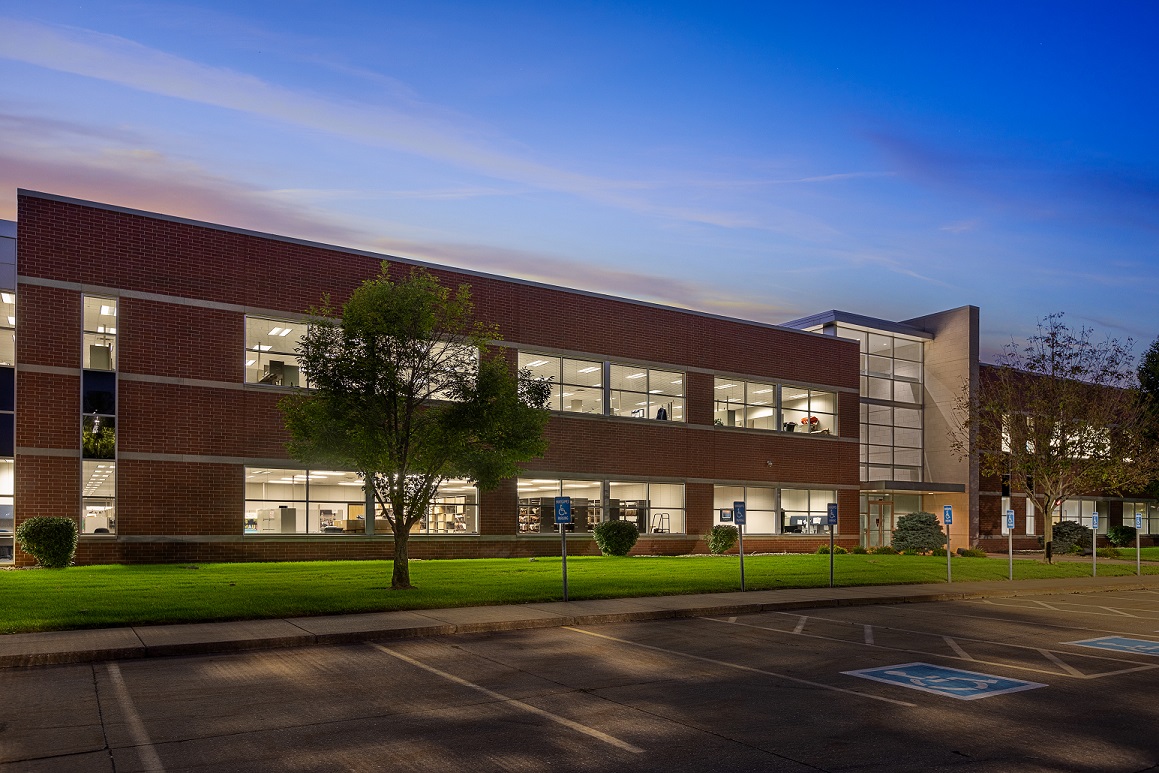 100% Leased Office Property located in Davenport, Iowa is Acquired by SR Realty Trust