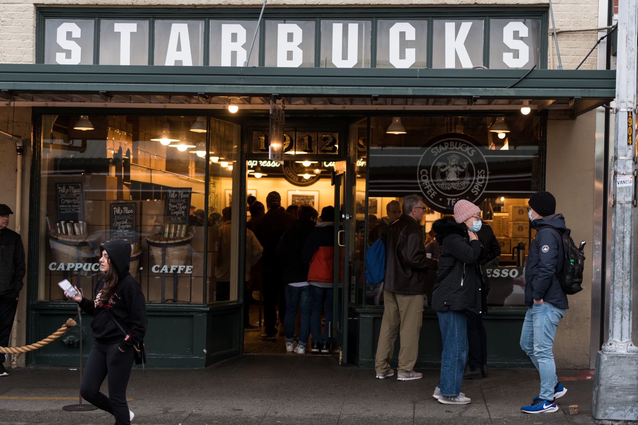 Starbucks Experiments With Its Real Estate Recipe — and the Future of the American Coffee Shop