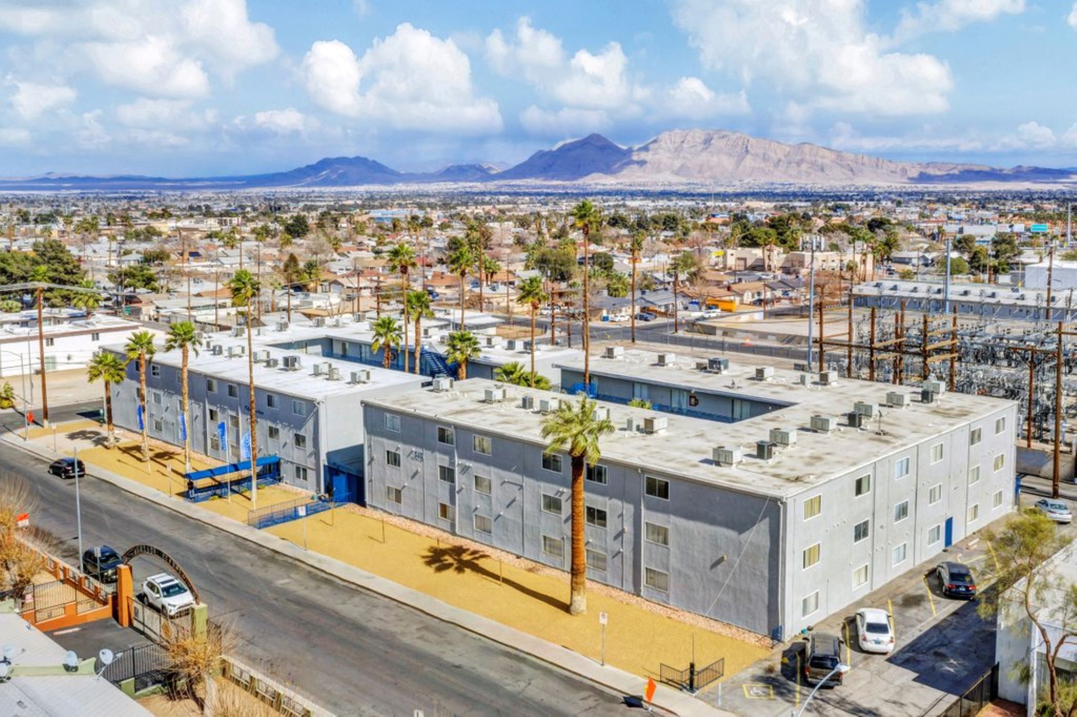 Seattle Firm Snaps Up Downtown Las Vegas Apartments