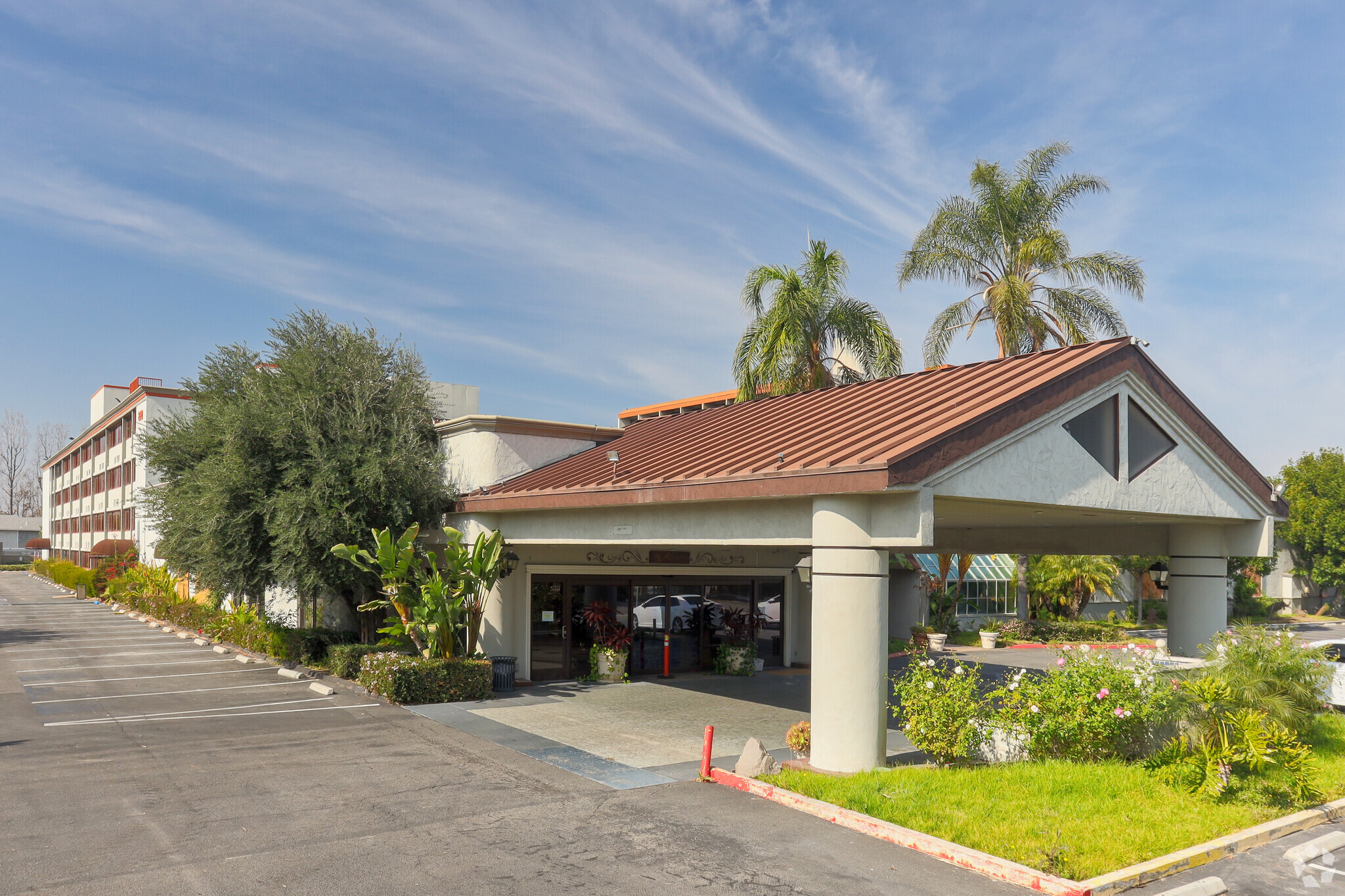 Heritage Hotel Group Buys Fullerton HoJo