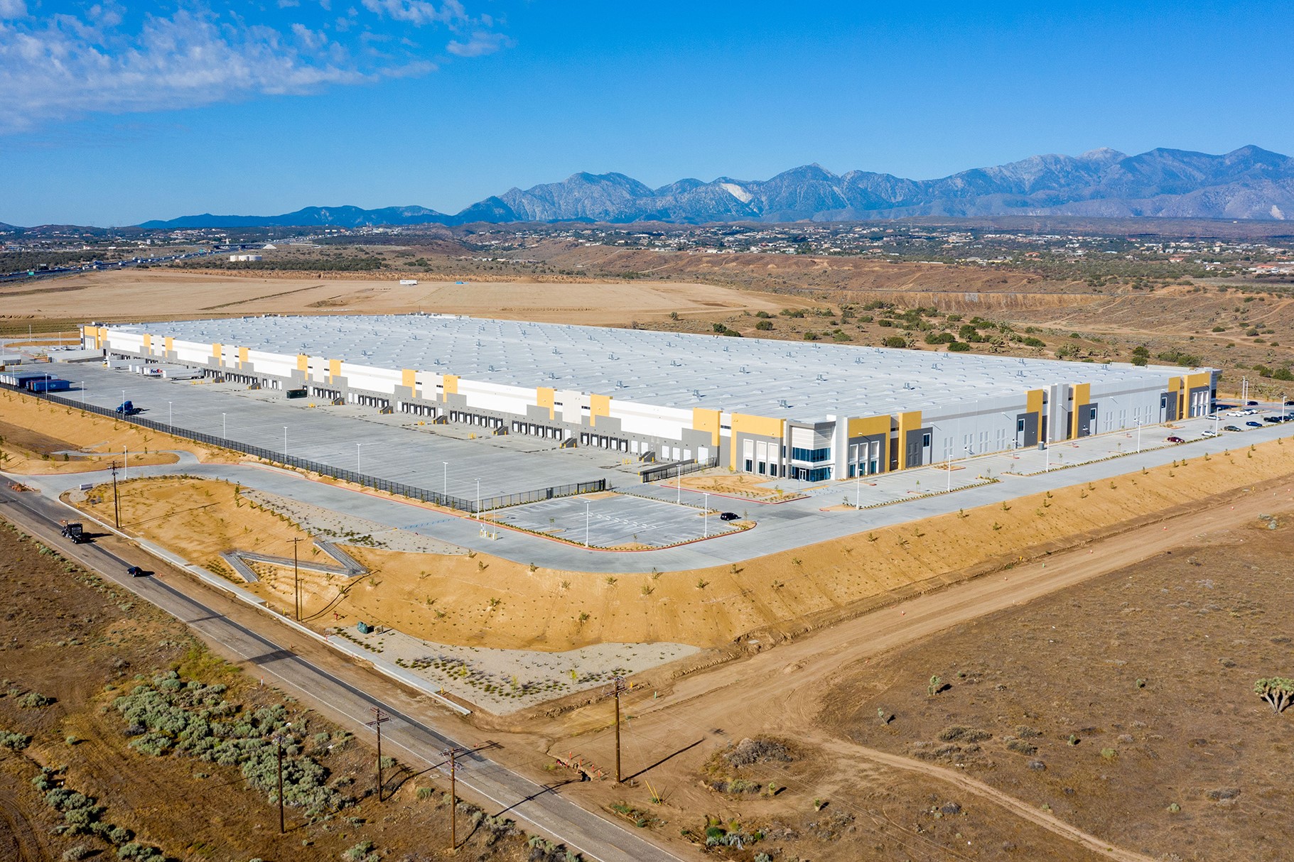 Warehouse Demand Shows Signs of Cooling for First Time Since Pandemic's Onset