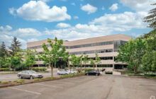 Online Jeweler Blue Nile to Close Seattle Fulfillment Center, Lay Off Workers