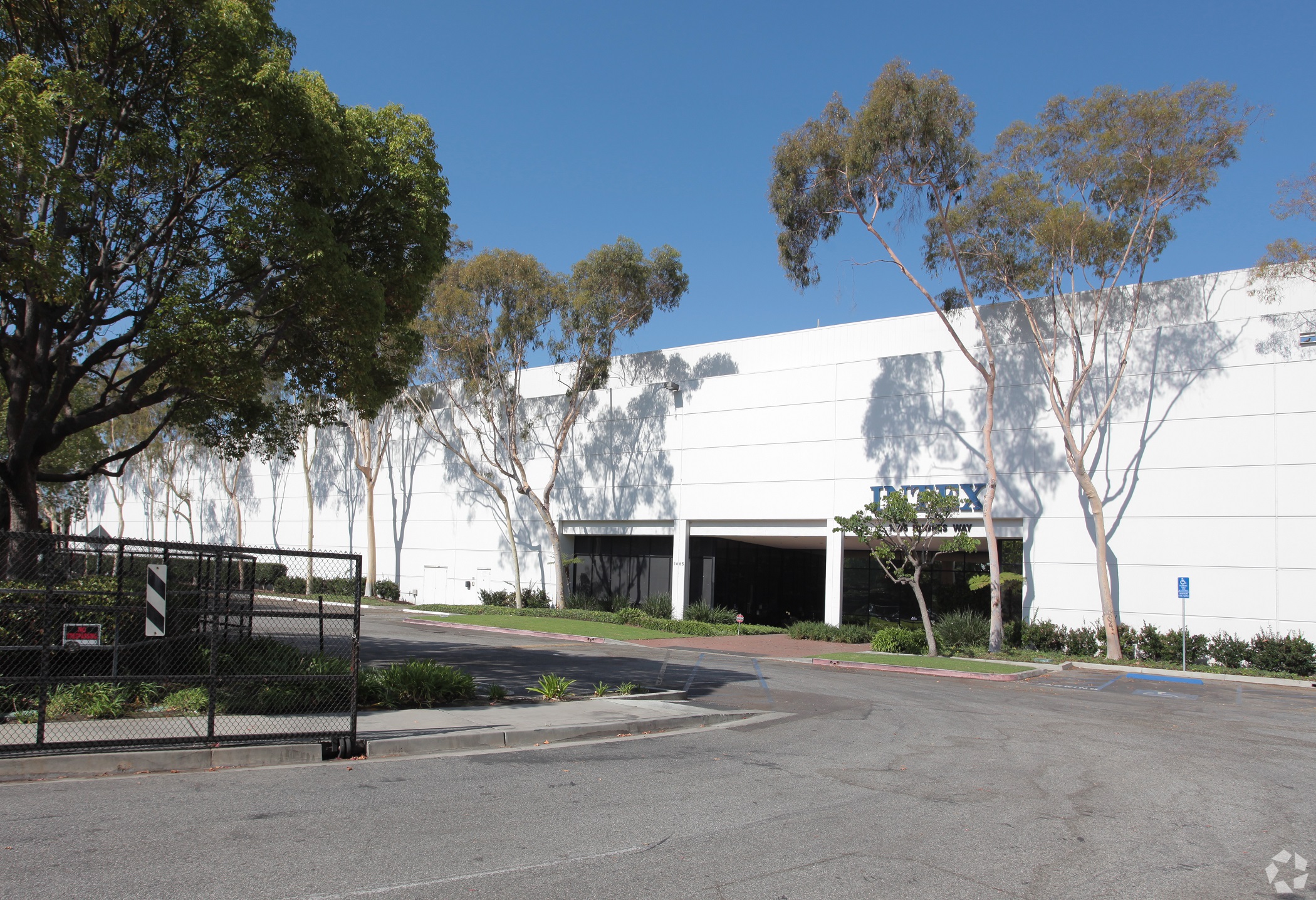 Former Oil Drilling Site To Become Warehouse for Inflatable Toy Company in Long Beach