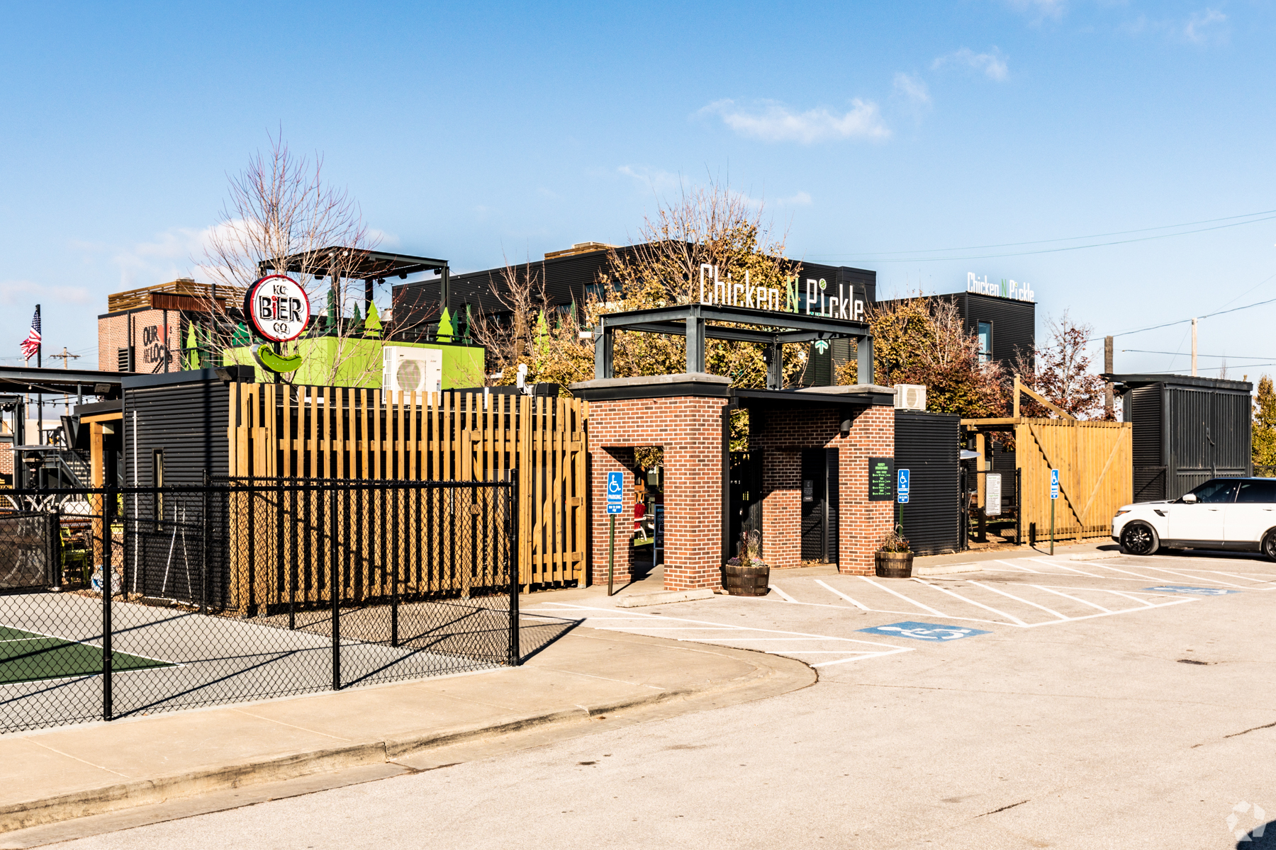 Chicken N Pickle’s National Expansion Lands on Second Colorado Site