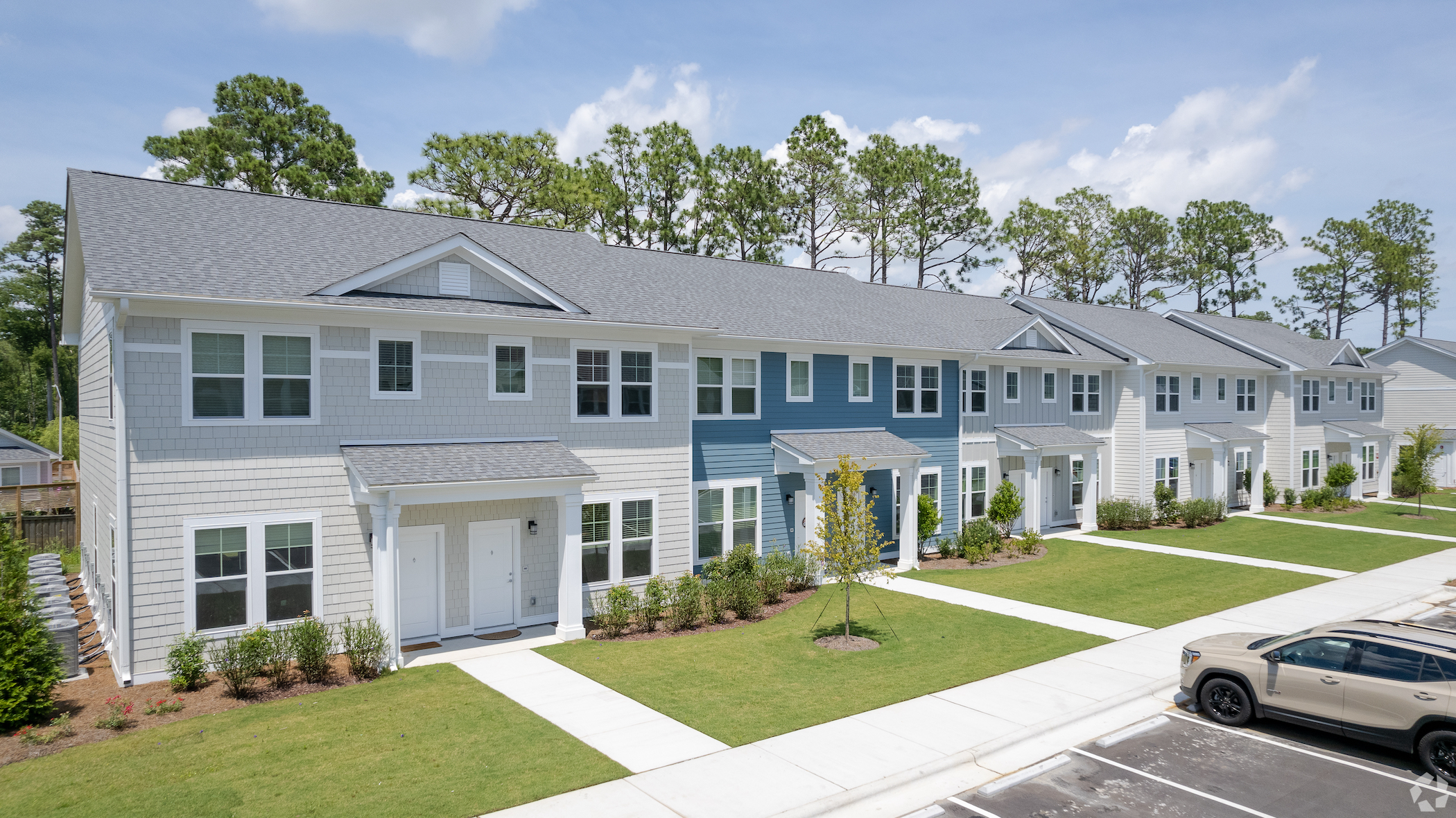 South Carolina Apartment Investor Taps Coastal City in Neighboring State for Latest Deal