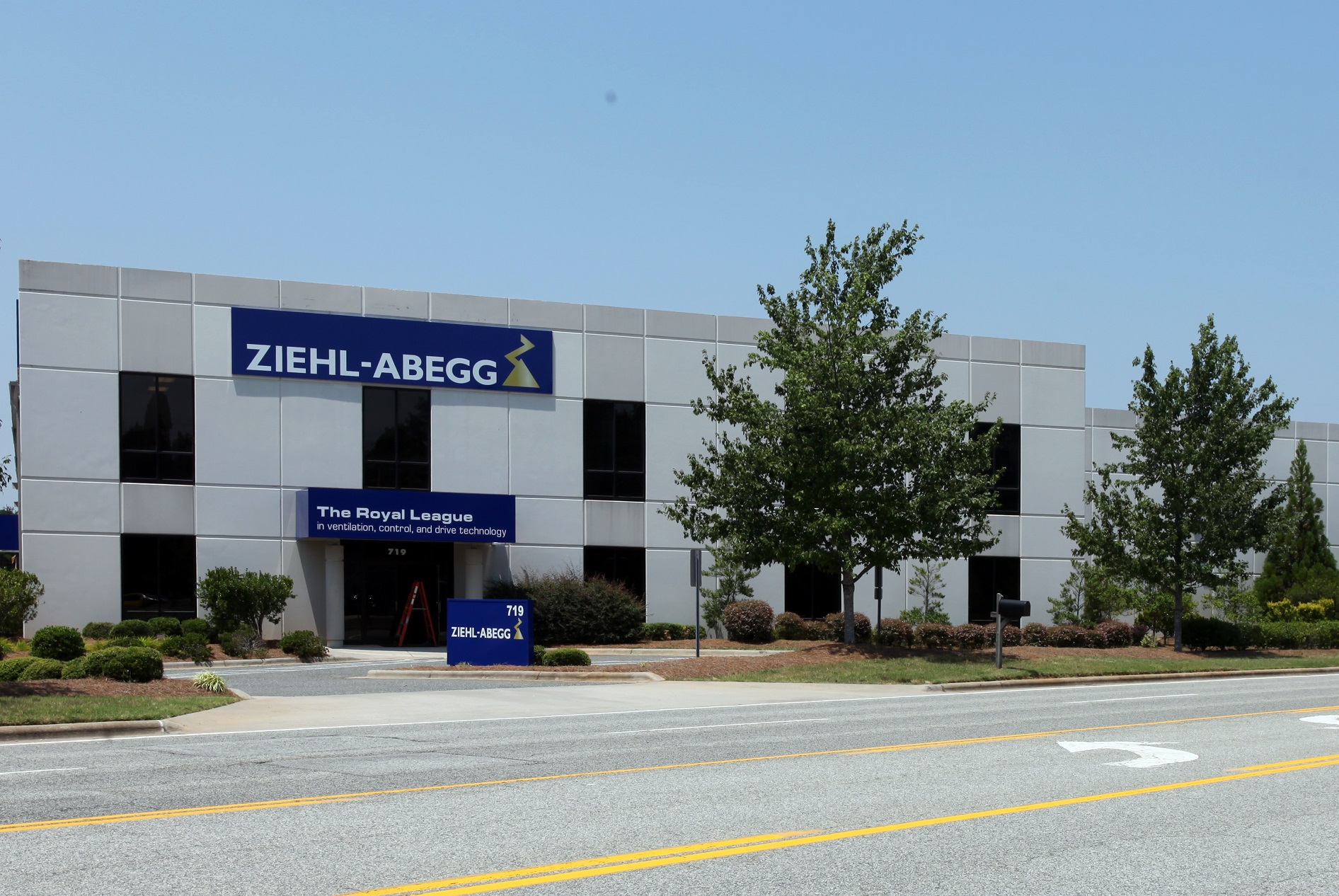 Stag Industrial Nabs Fully Leased Warehouse in Greensboro