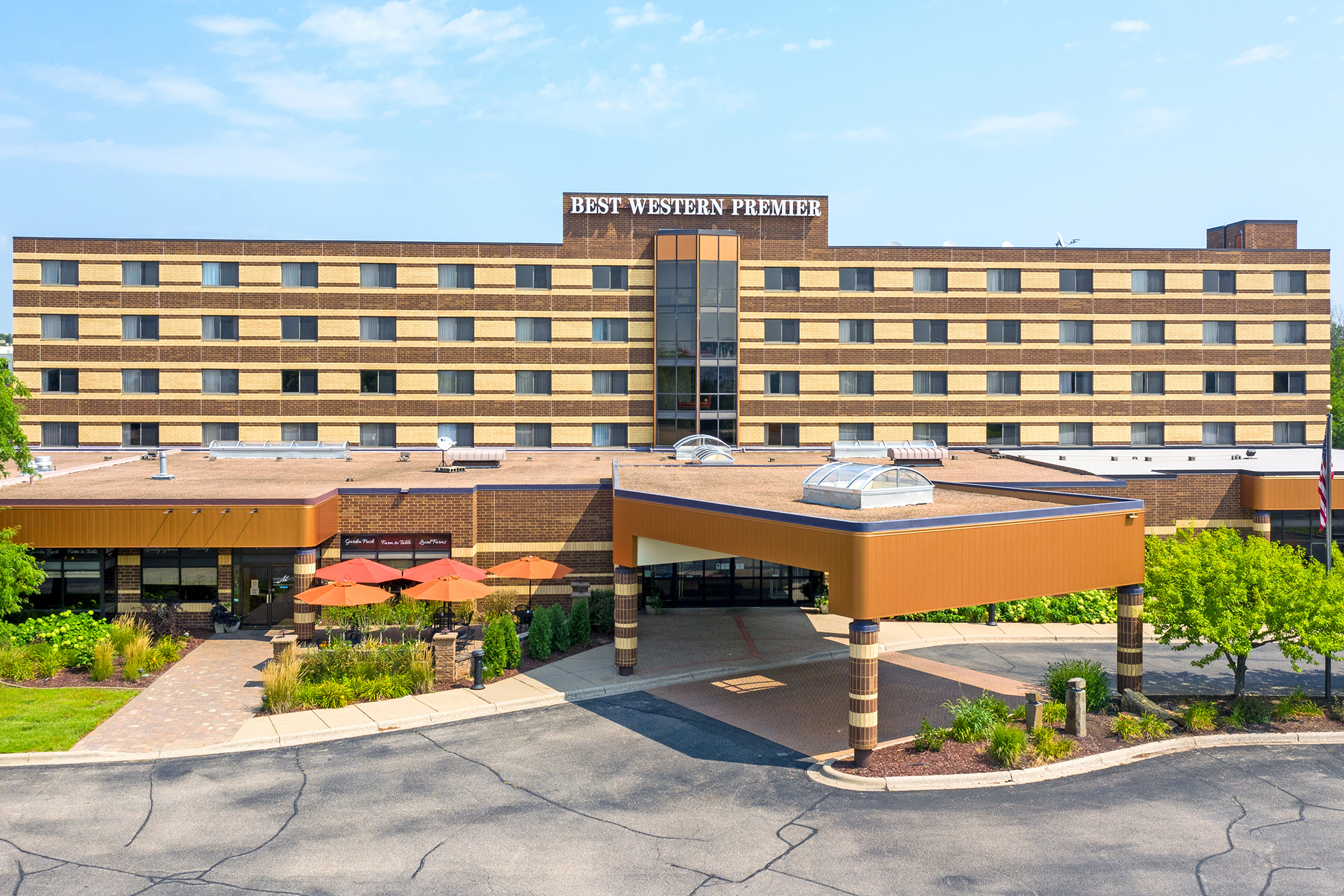 Best Western Premier Nicollet Inn in Burnsville, Minnesota, Sold for $8.65 Million