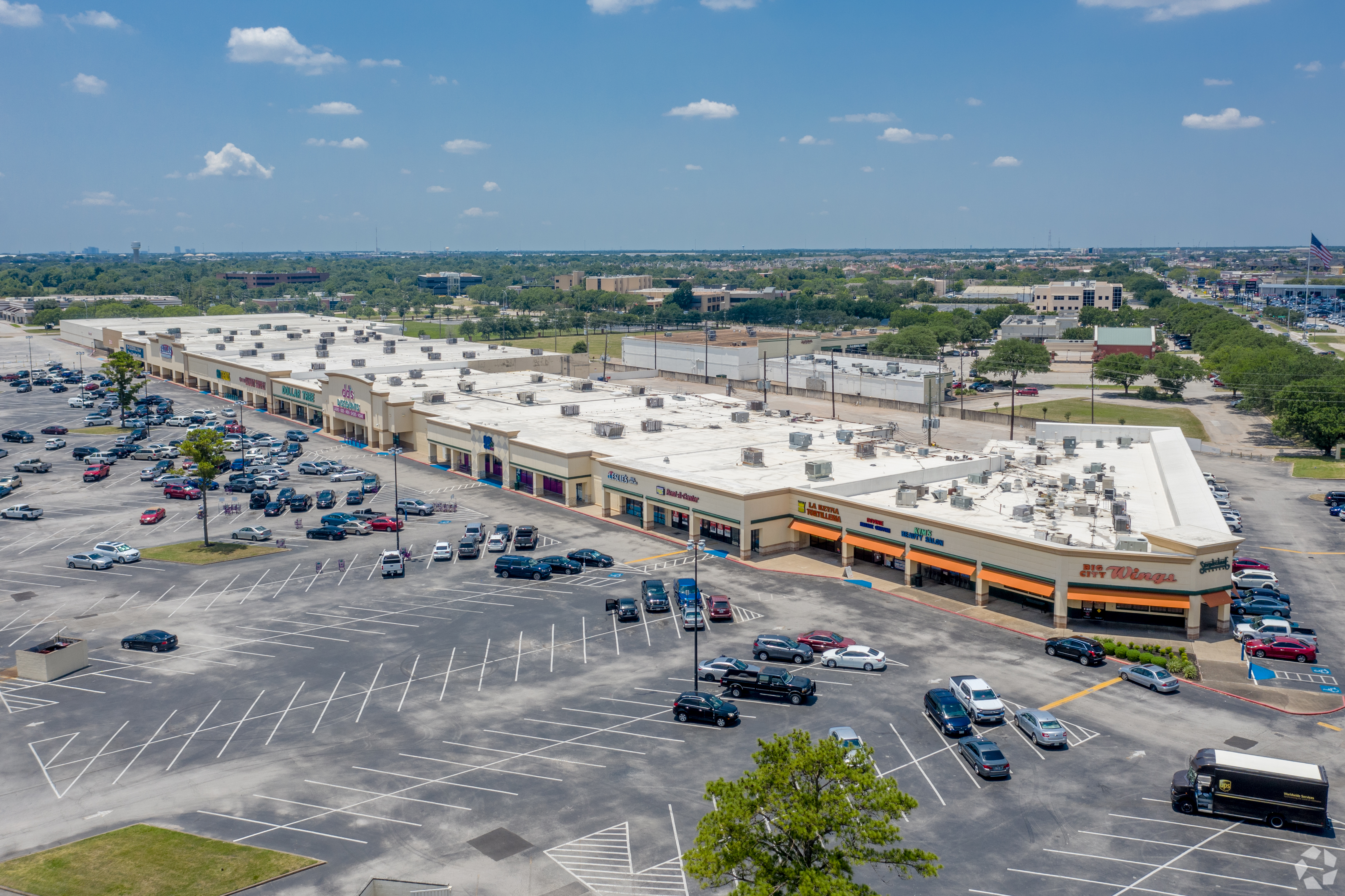 Firm With Flair for Retail Redevelopment Buys Northwest Houston Mall
