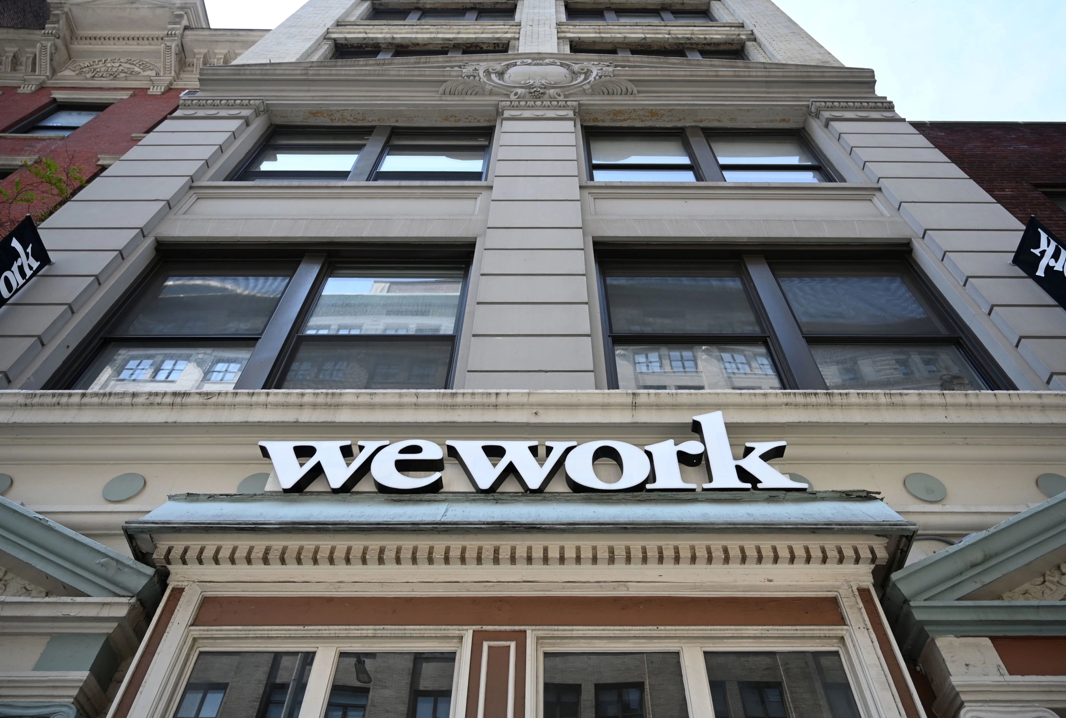 CEO Turnover Hits Record High, Empty Offices Not Expected To Endanger Cities’ Finances, European REITs Could Outpace US Rivals