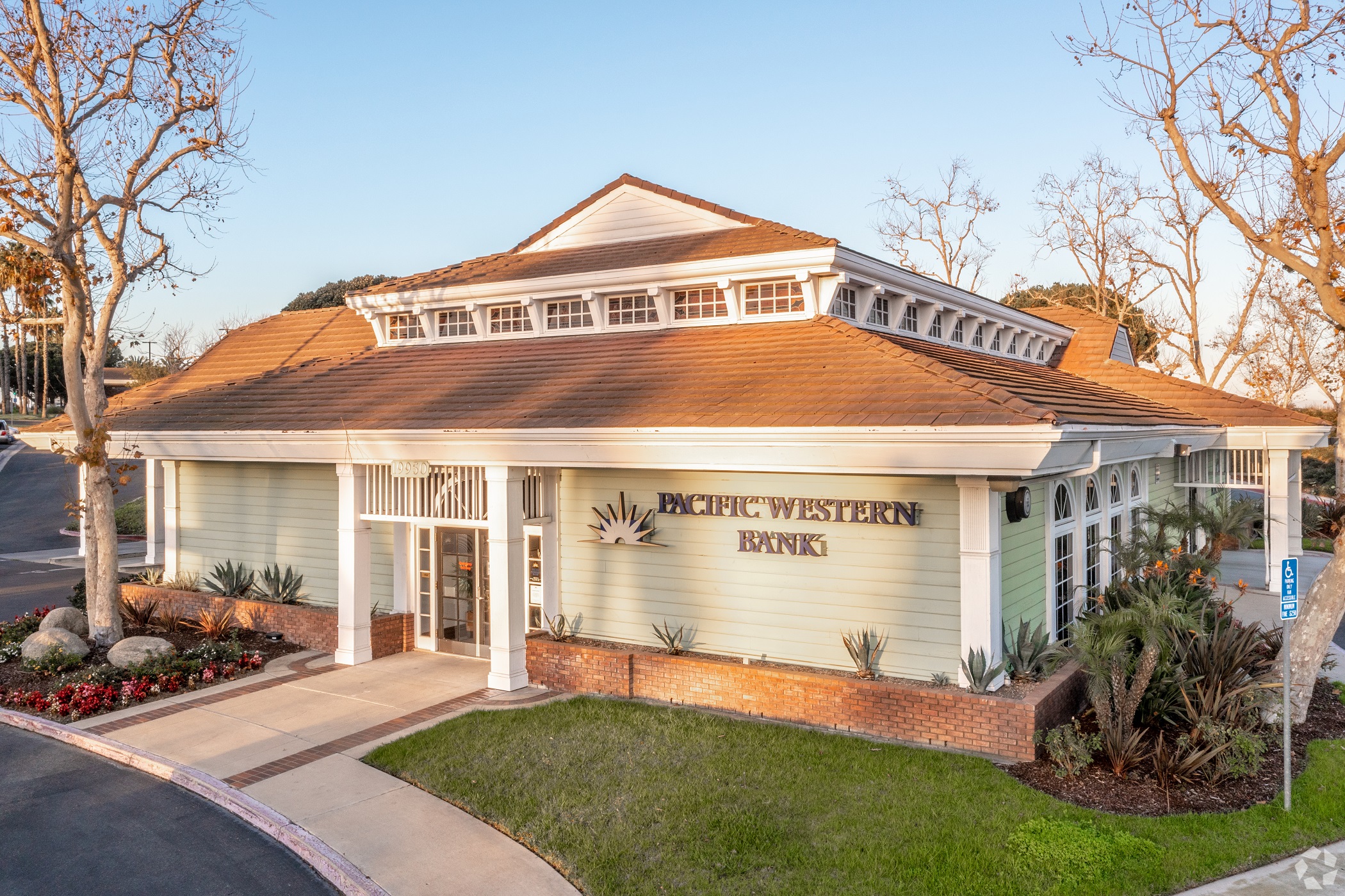 PacWest Bancorp To Shed $3.5 Billion Lender Finance Loan Portfolio