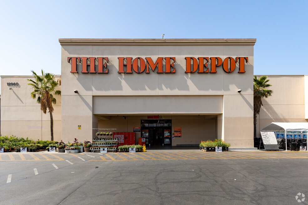 US Retailers Face an Increasingly Difficult Sales Environment