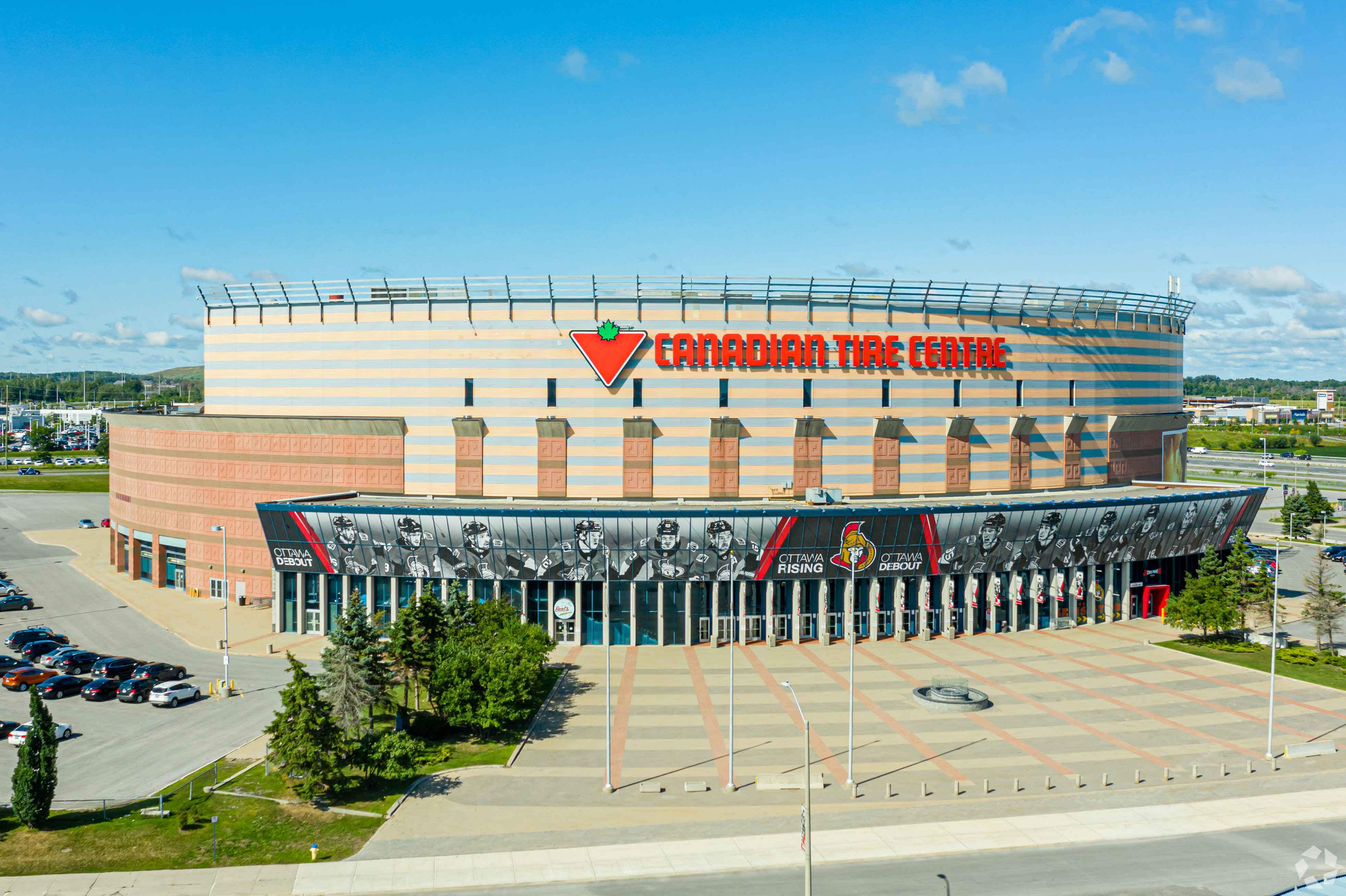 Ottawa Senators Agree to Almost US$1 Billion Sale as New Owner Said to Support Downtown Stadium