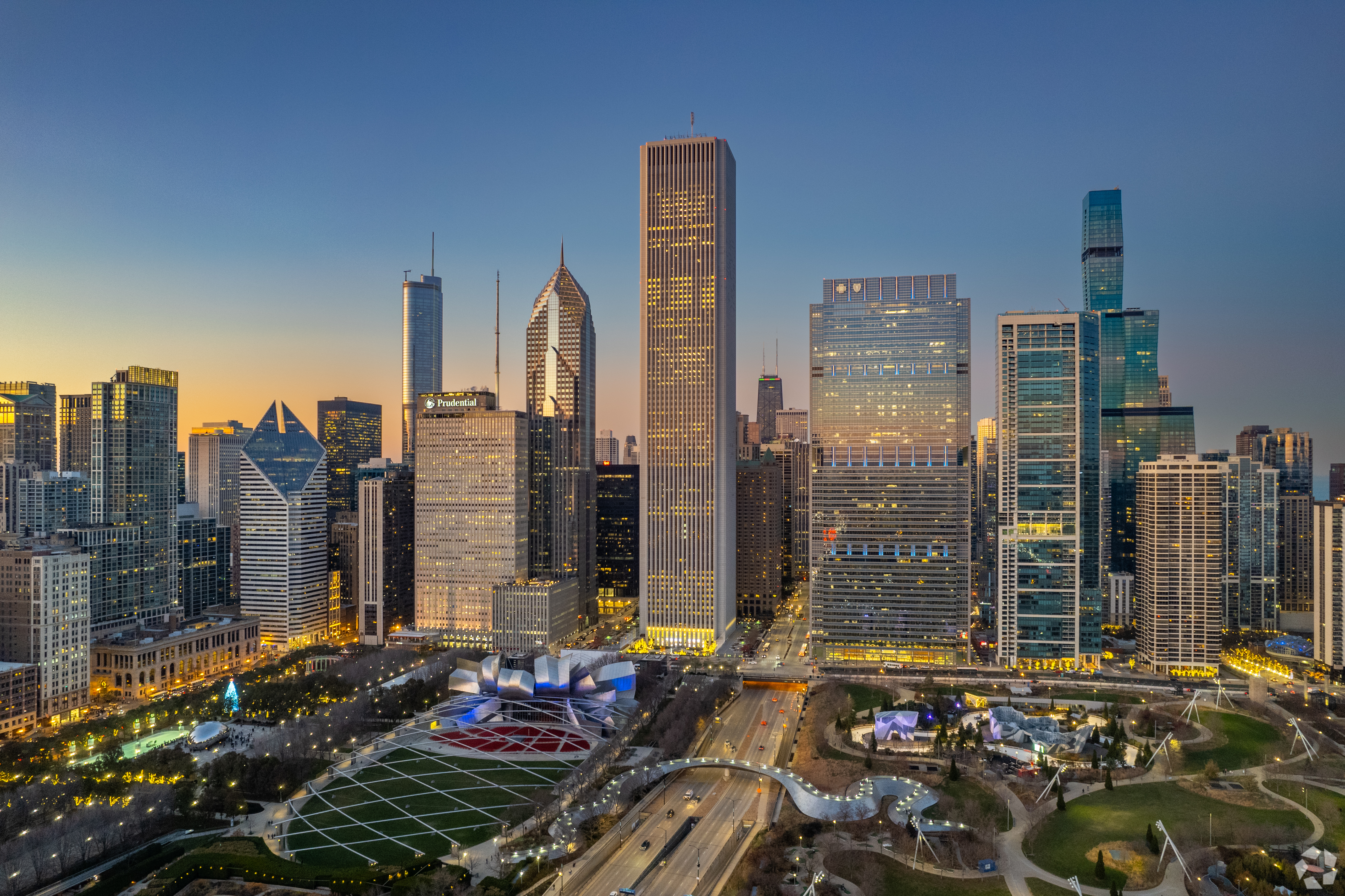 JLL Looks To Sublease Block of Headquarters Space in Chicago