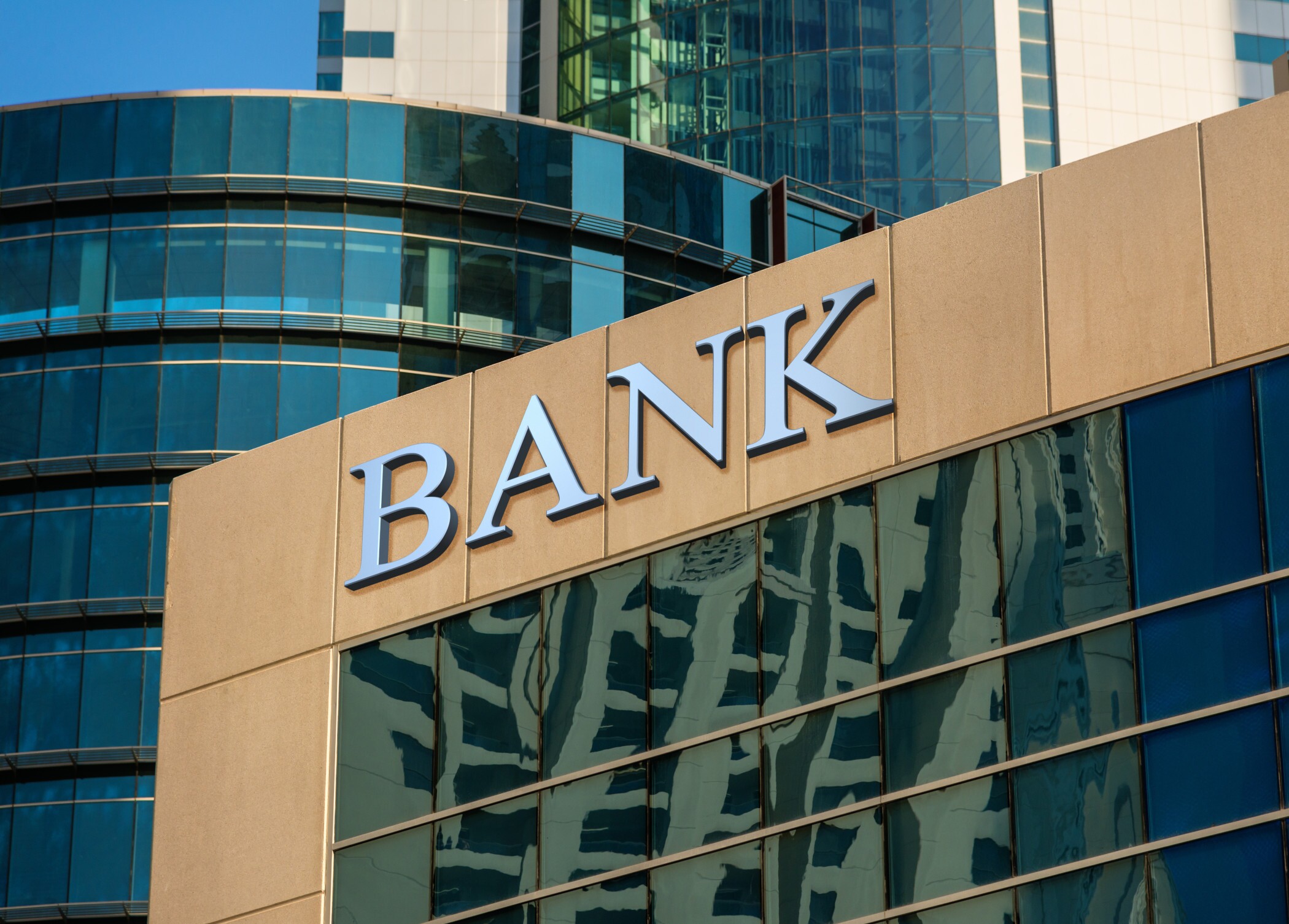 Banking Regulators Urge Lenders to Work Out Short-Term Distressed Loan Accommodations