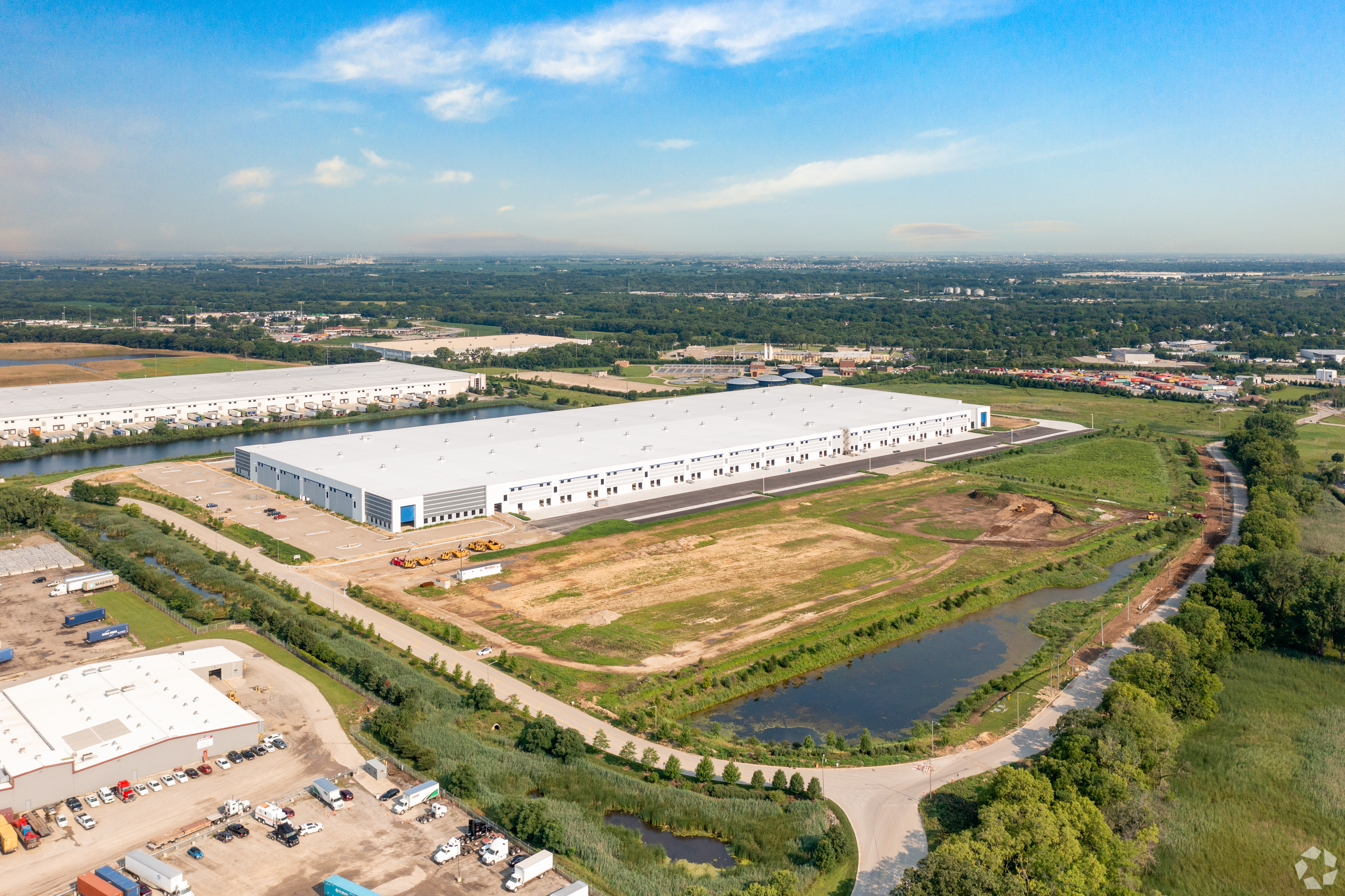 Quebec-Based Lion Electric Launches Massive Plant in Joliet, Illinois