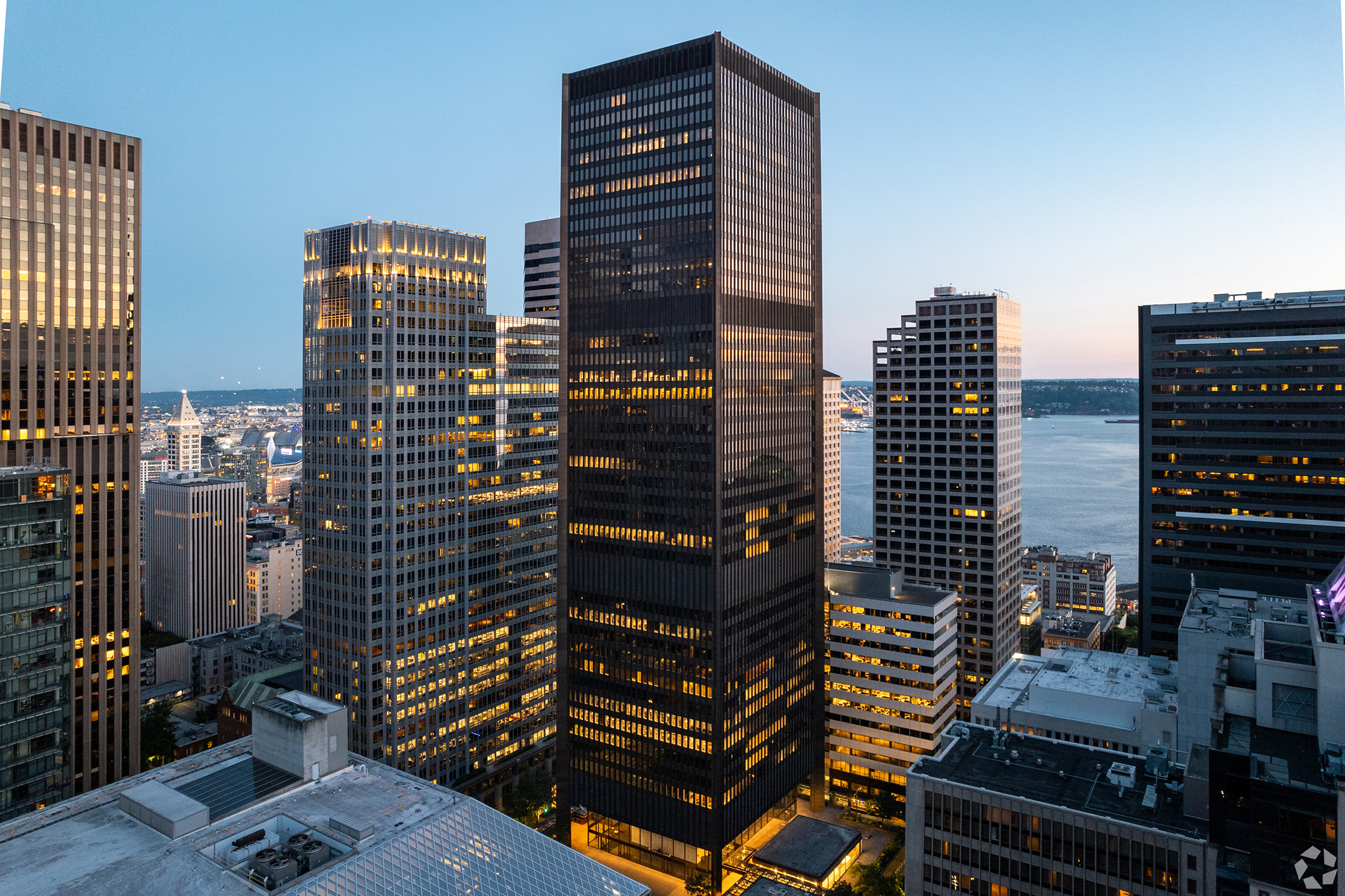 Boston Properties Renovates One of Downtown Seattle’s Tallest Office Towers