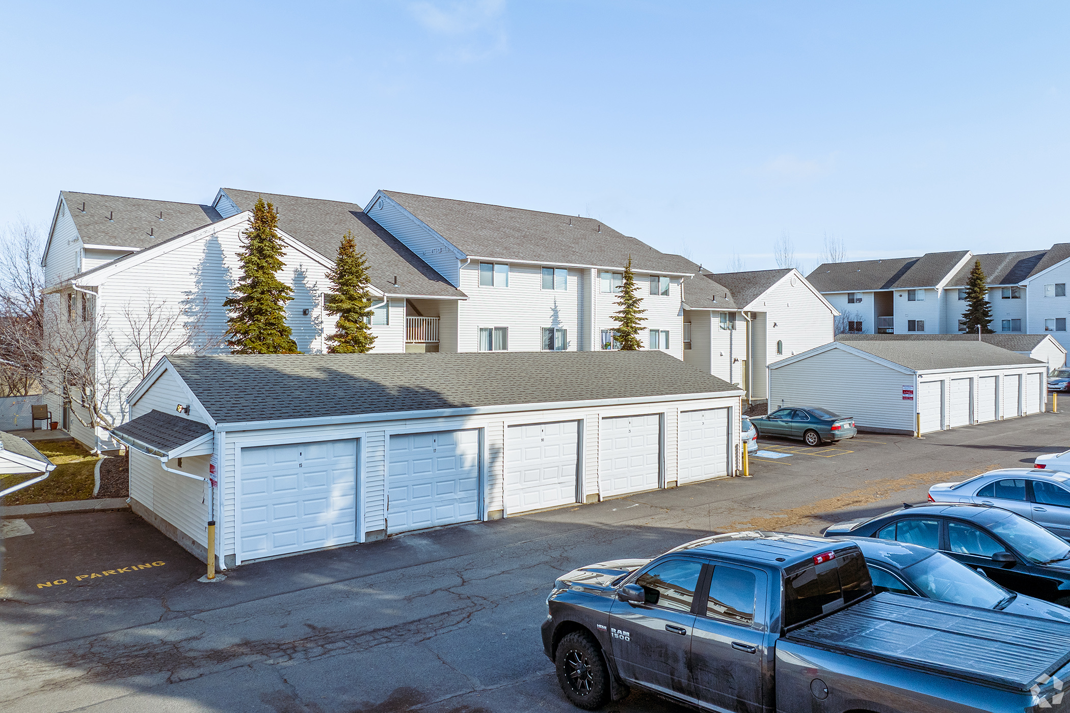 Washington Multifamily Investor Buys Spokane’s Regal Ridge Apartments