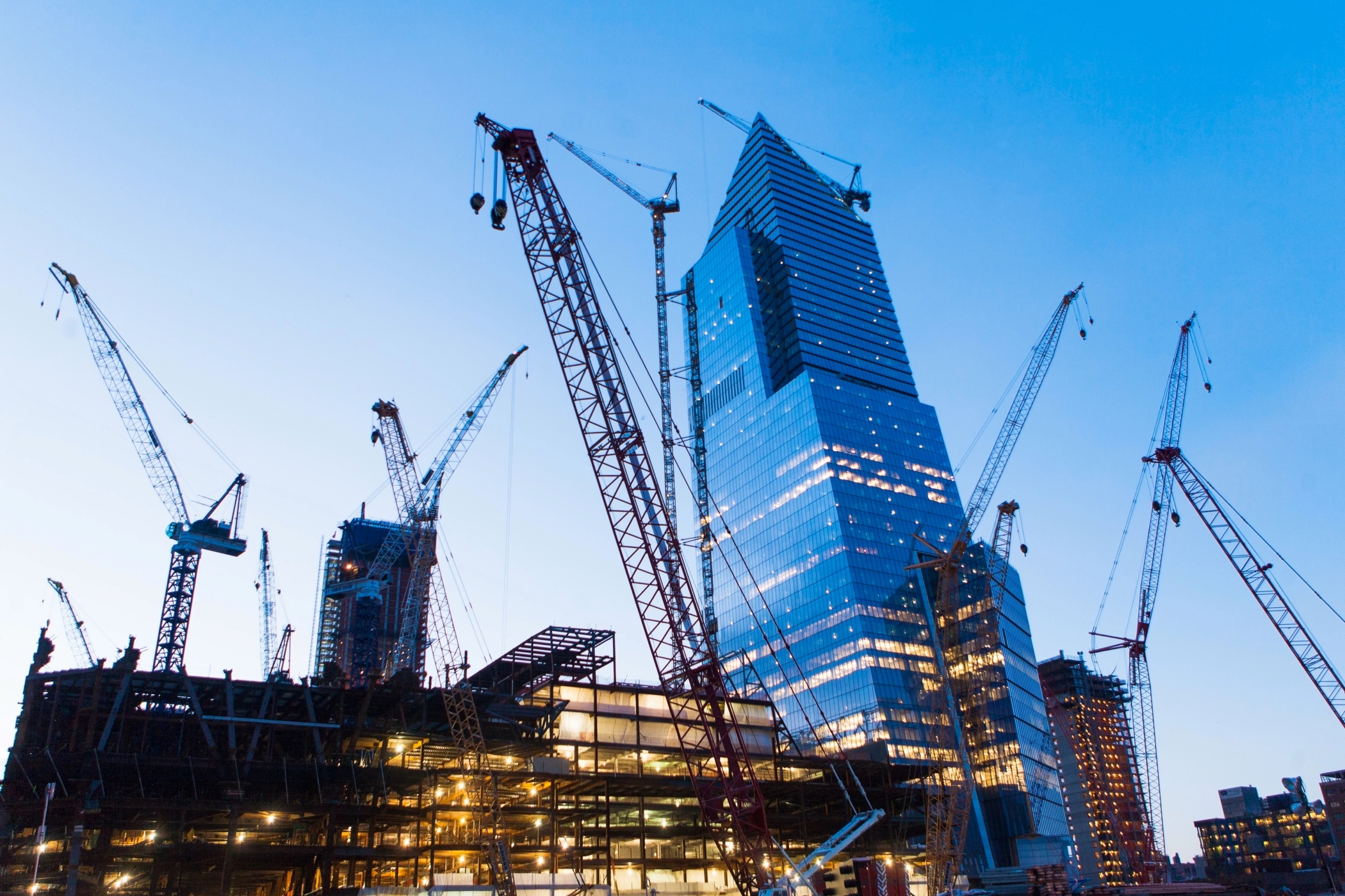 Tight Credit Weighs on Construction, Consumer Confidence Improves, Record Back-To-School Spending Expected