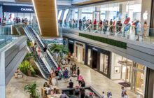 Mall Traffic Revives, Farmers Insurance Exits Florida, Jobless Claims Decline