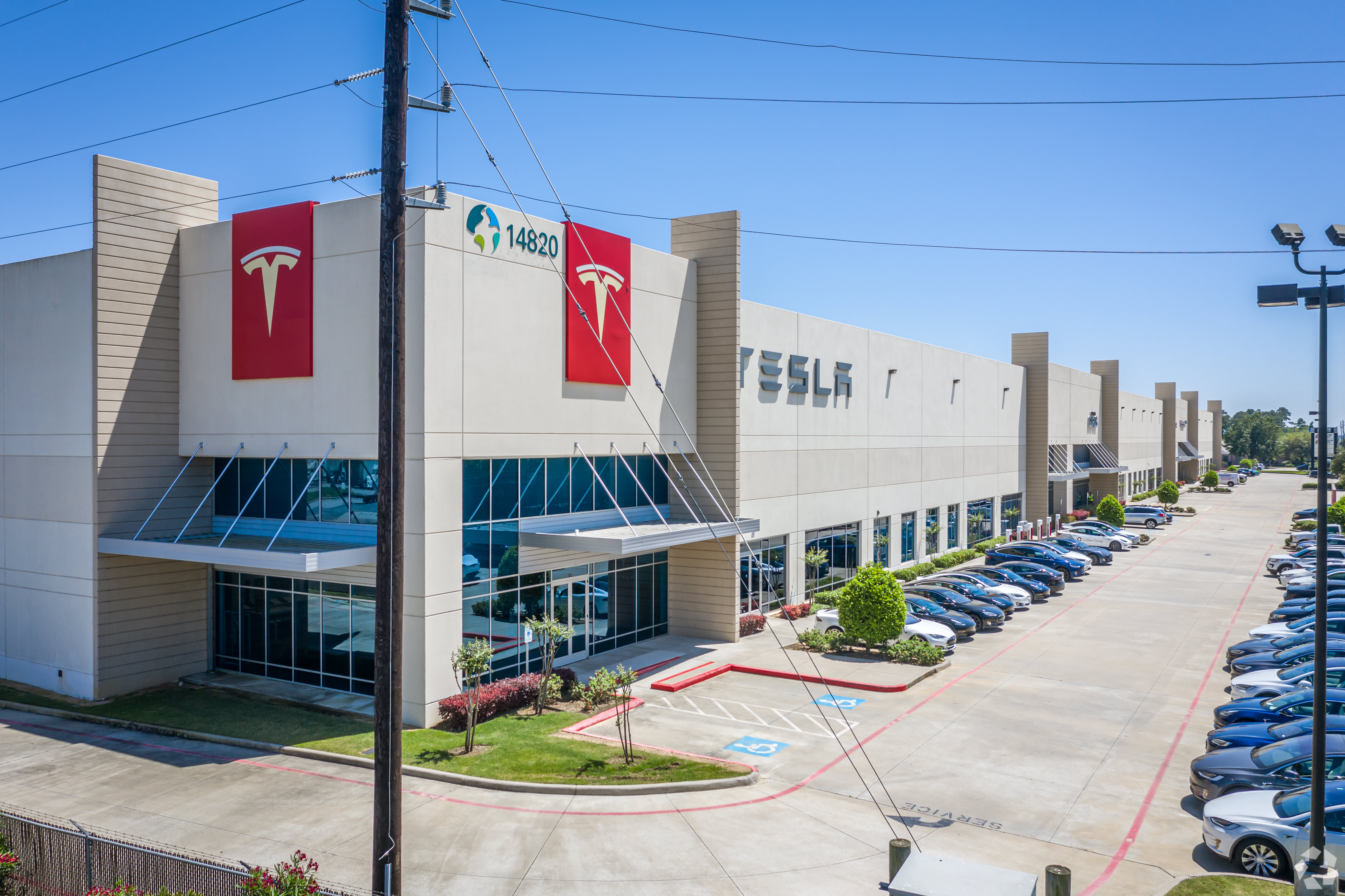 Tesla To Open Sales and Service Center in North Houston Suburb