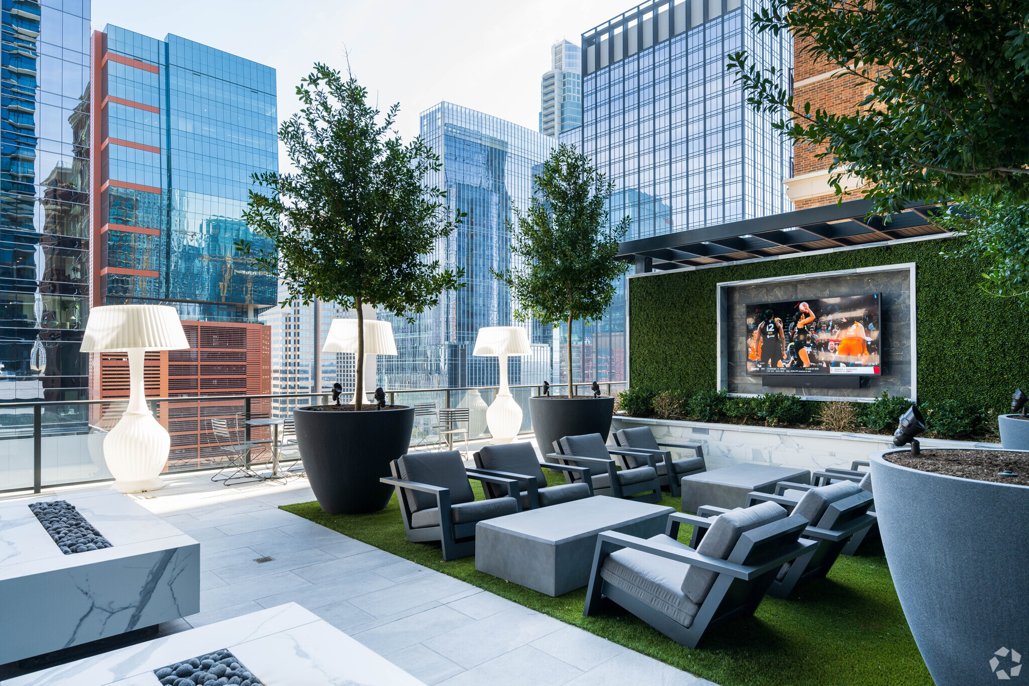 Rent Growth in Four- and Five-Star Apartments Reflect Roller-Coaster Ride of Supply and Demand