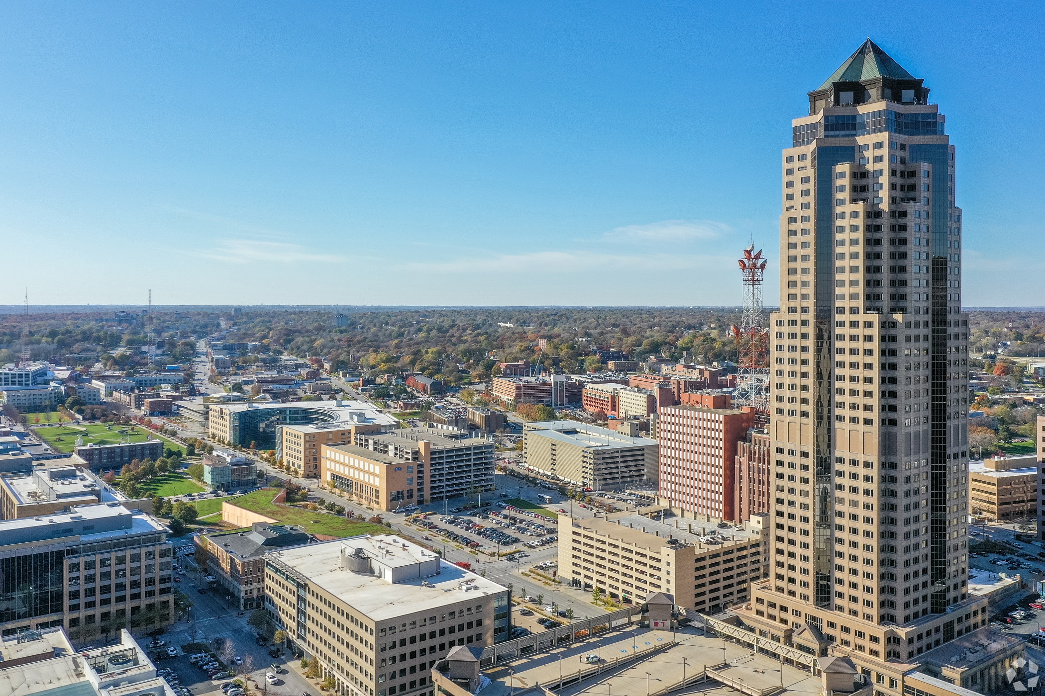 Insurance Giant Orders Iowa, North Carolina Workers Back to Office at Least Three Days a Week
