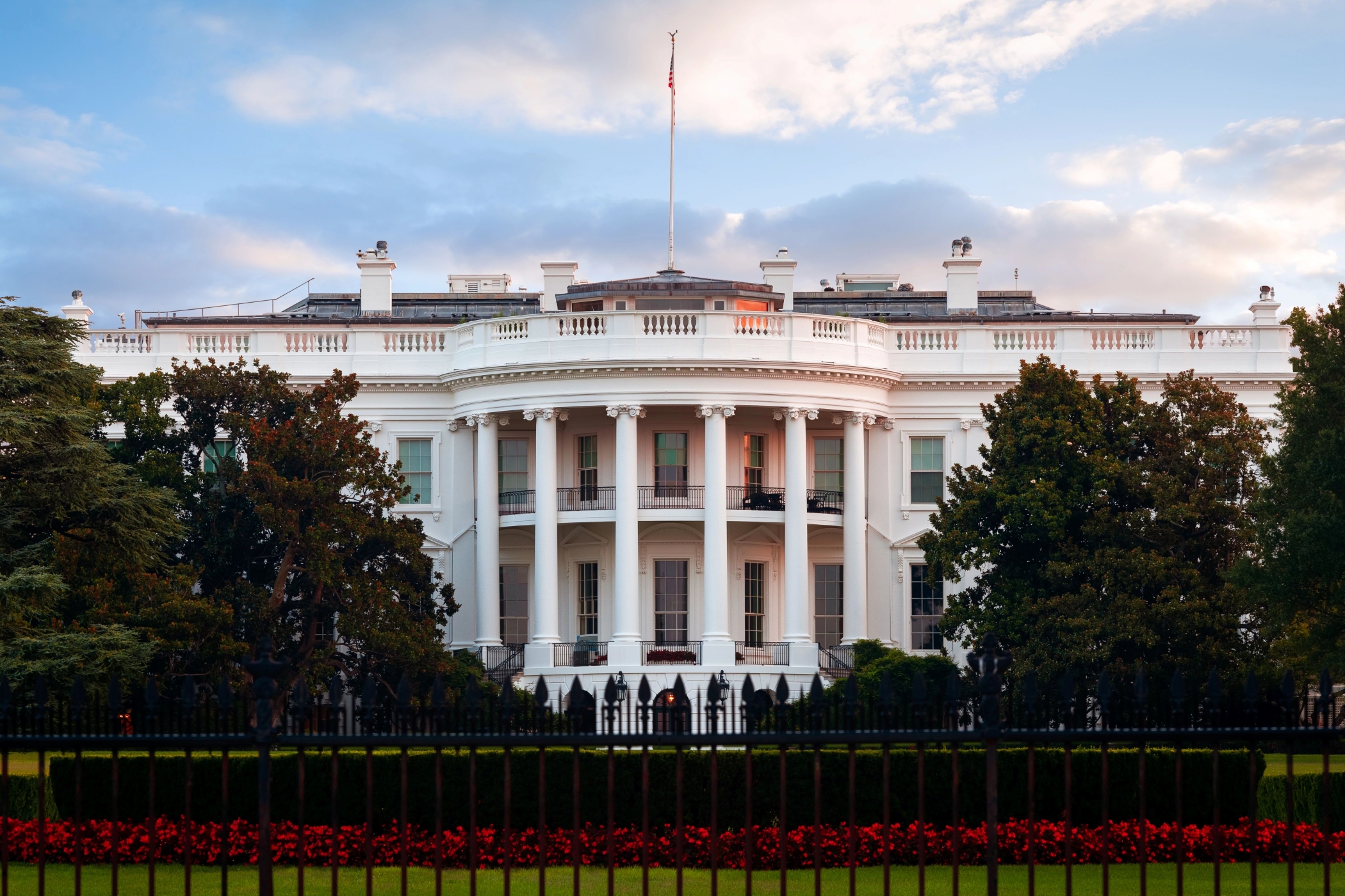 Federal Funds Target Cleaner Construction Projects, Lending Standards Tightening Eases, Office Attendance Edges Lower