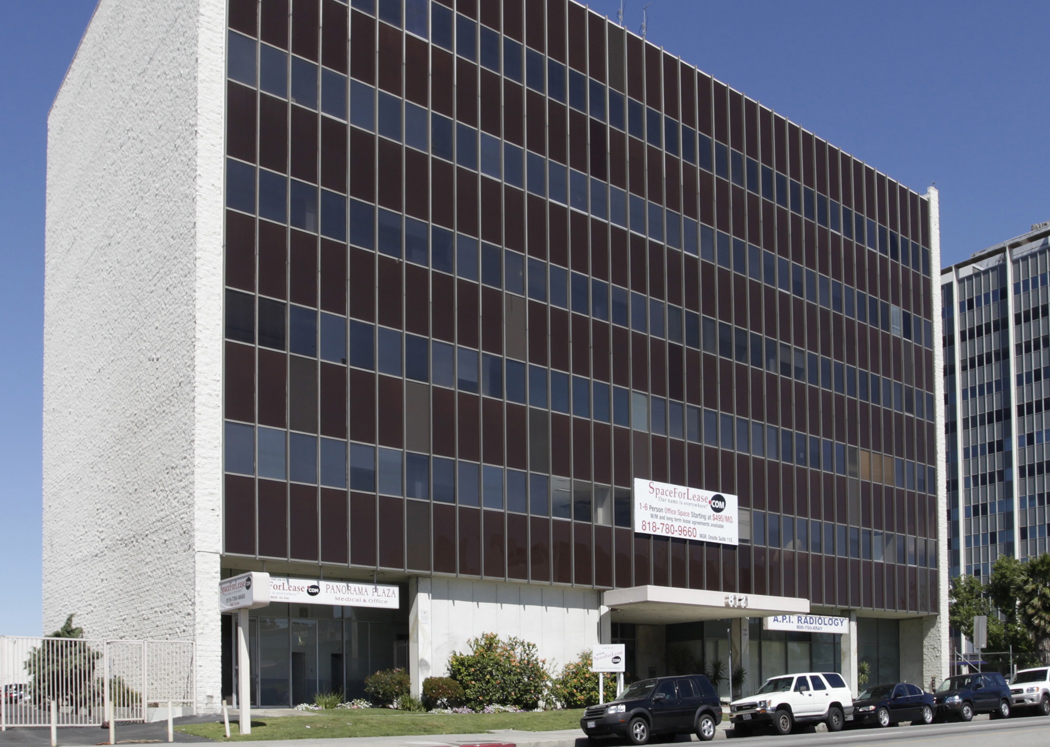 Vacant Los Angeles Office May See New Life as Electric Vehicle Charging Station