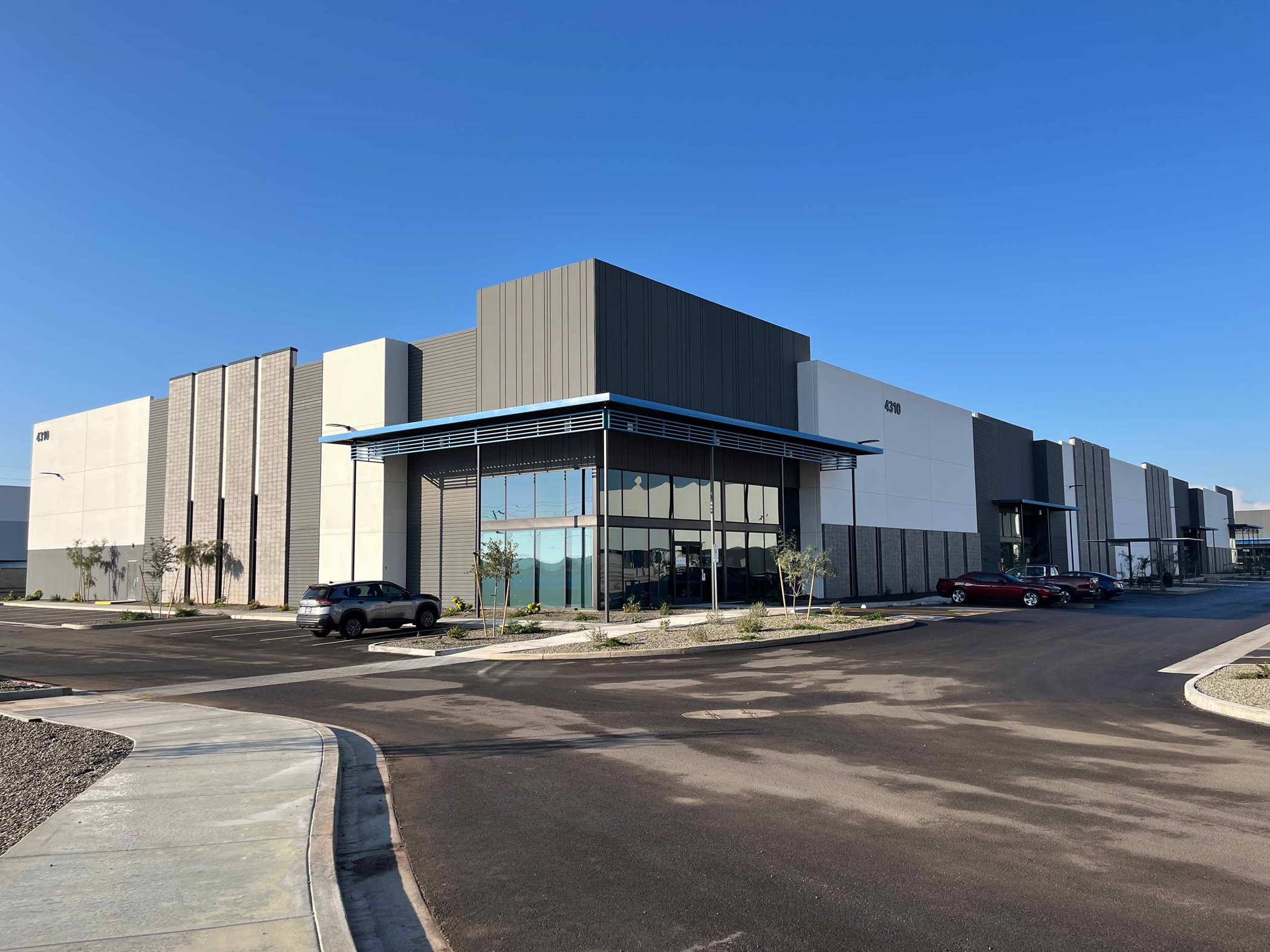 Solar Panel Supplier Plans Manufacturing Facility in North Georgia