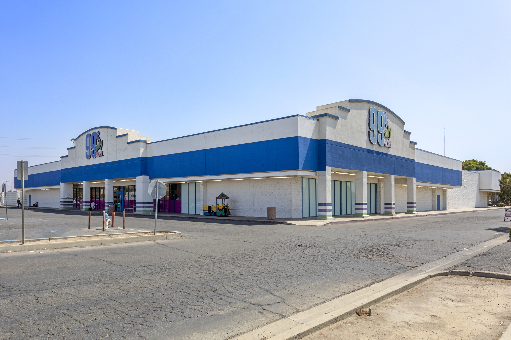 Discounter 99 Cents Only Files for Chapter 11, Begins Marketing Leases