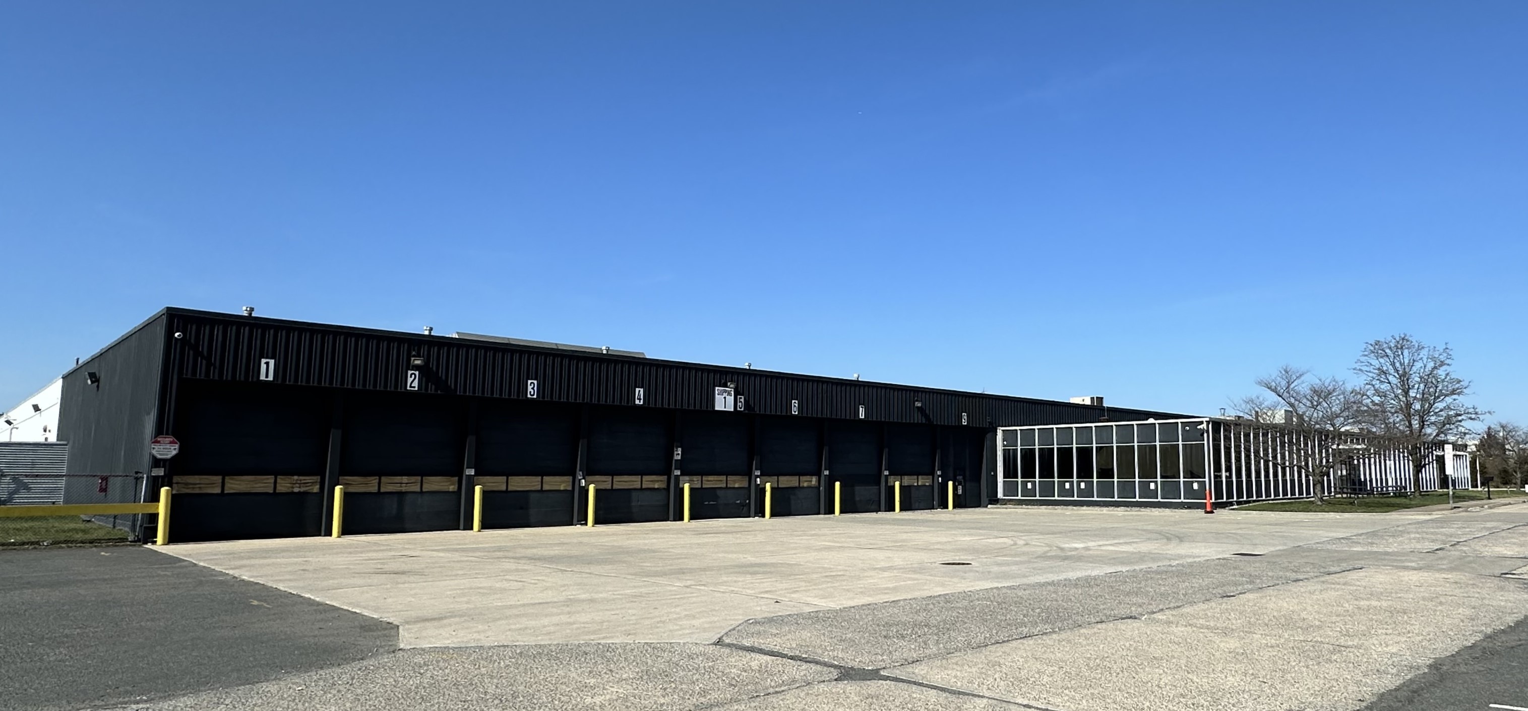 National Pallet Company Inks Lease for Central Jersey Industrial Property
