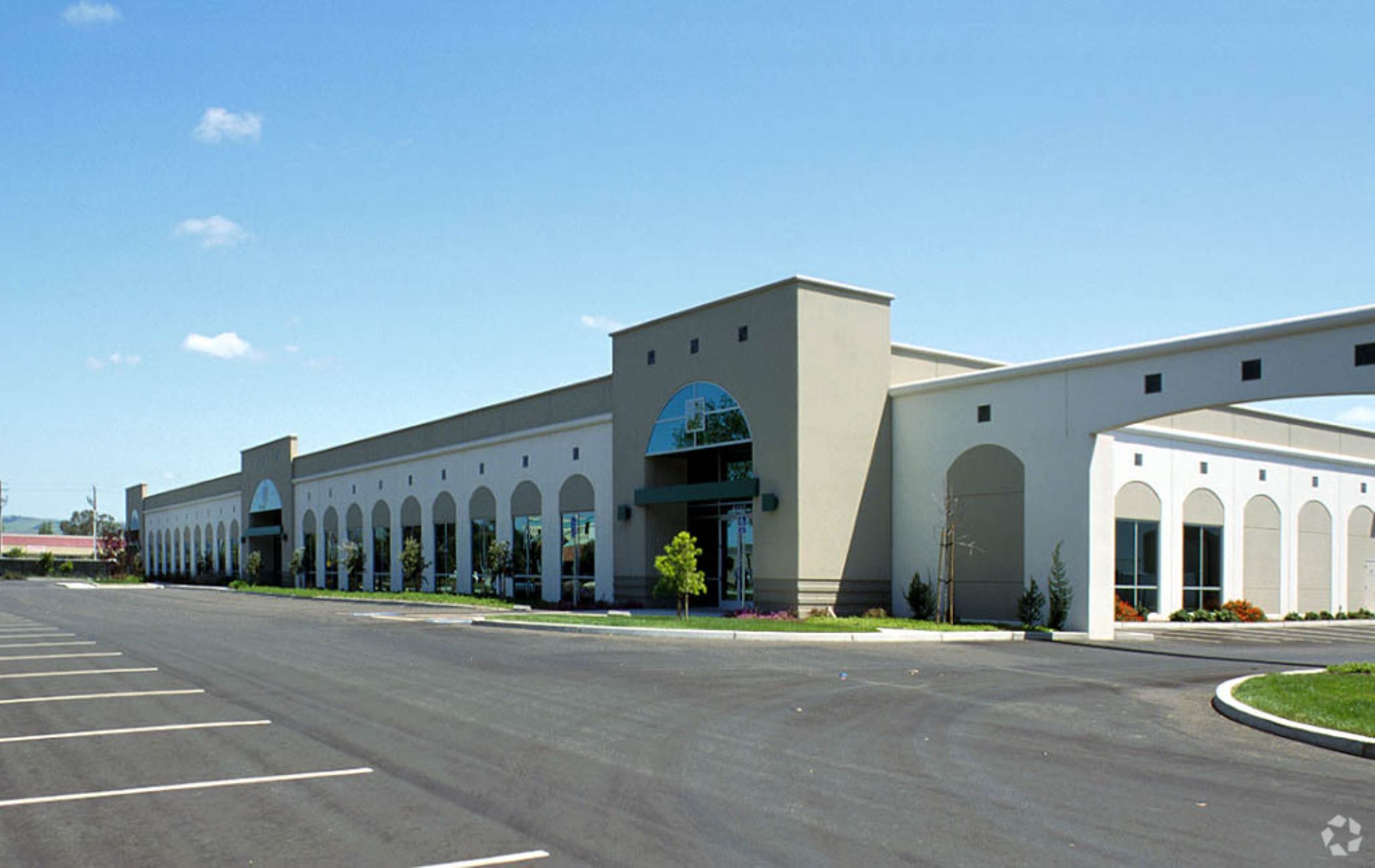 Investor Buys Men’s Wearhouse Bay Area Offices in Fremont, California