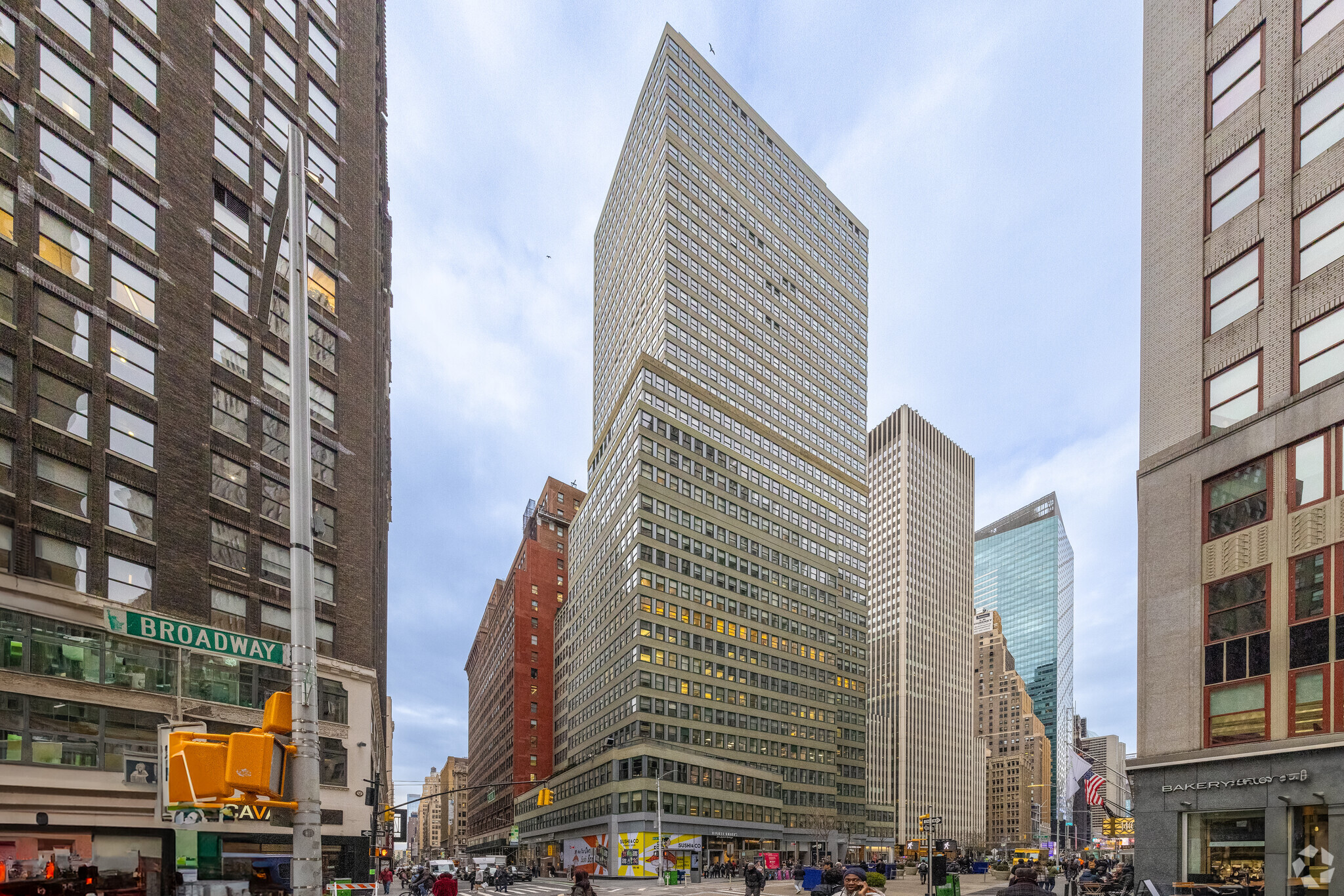 Fitch Puts Mount Street's US Arm on Rating Watch Negative Amid Transparency Concerns