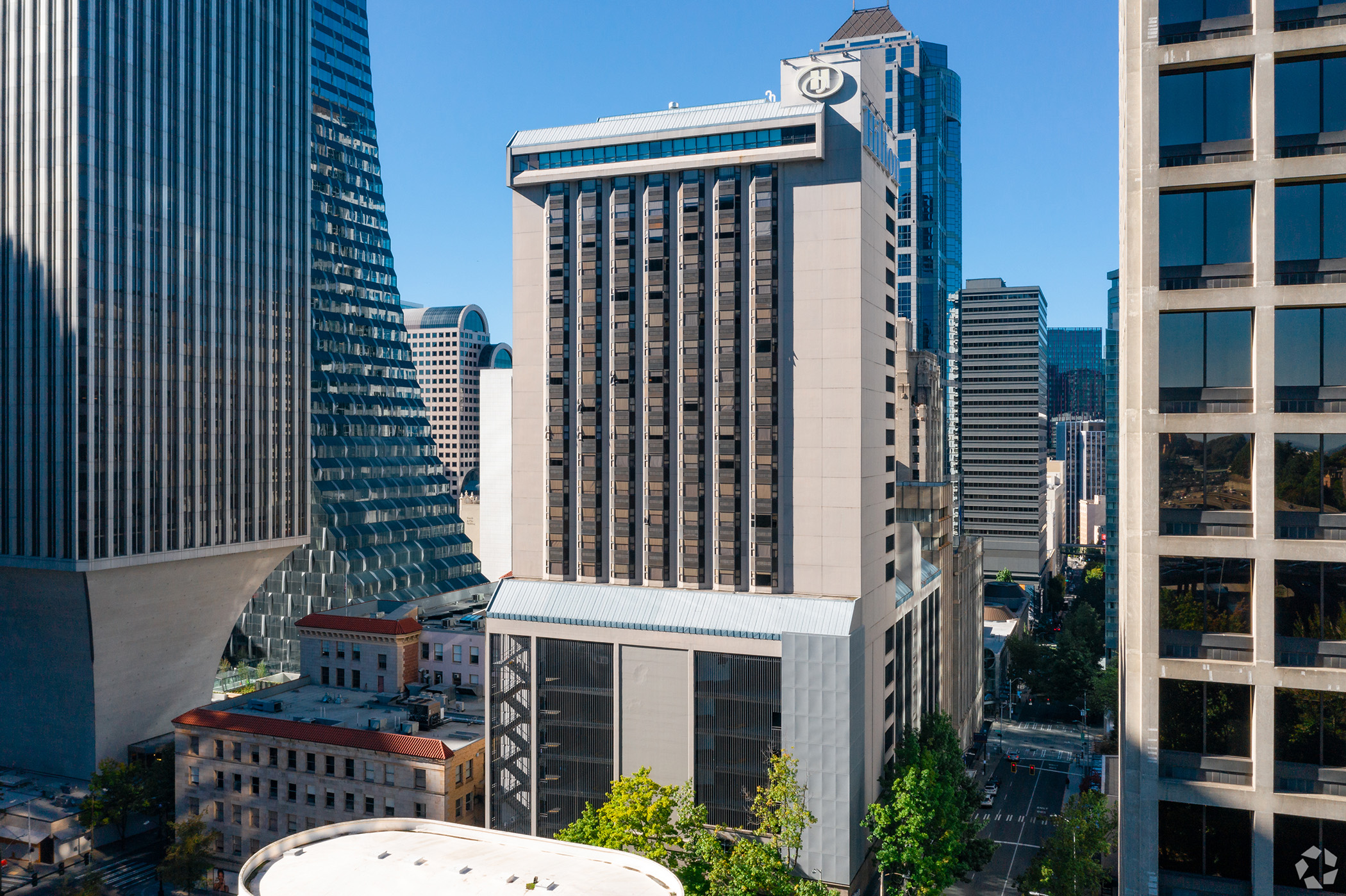 Seattle Hilton Hotel Trades in One of Region’s Priciest Sales in Recent Years