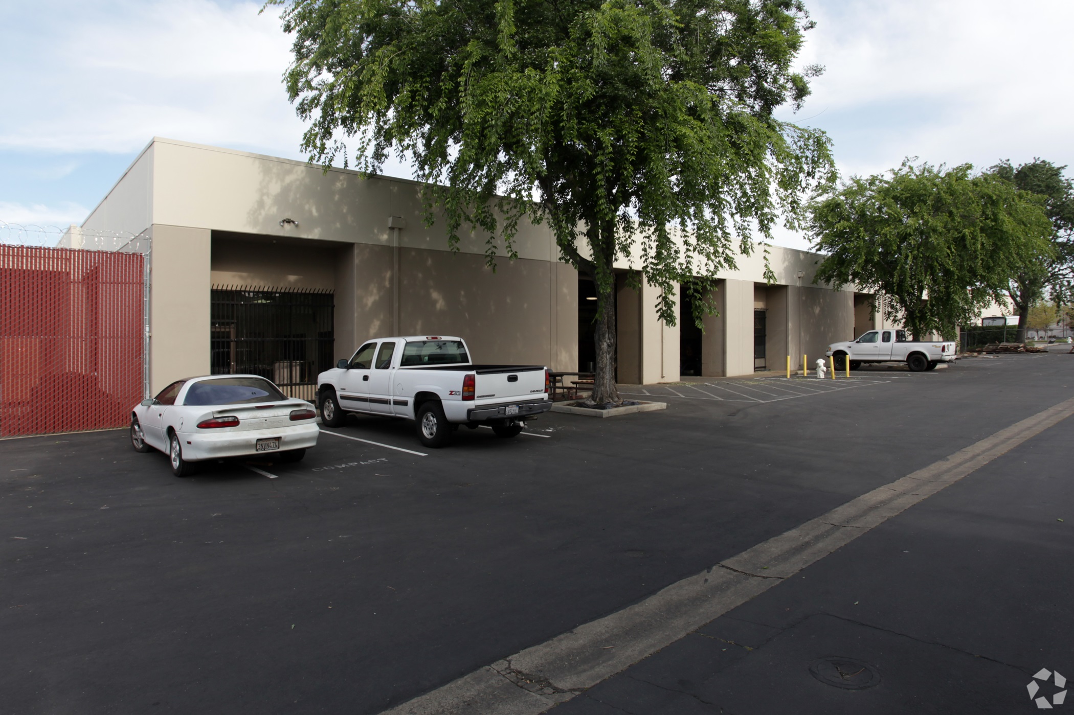 Roofing Company Buys Industrial Portfolio Near Sacramento in Owner-User Sale