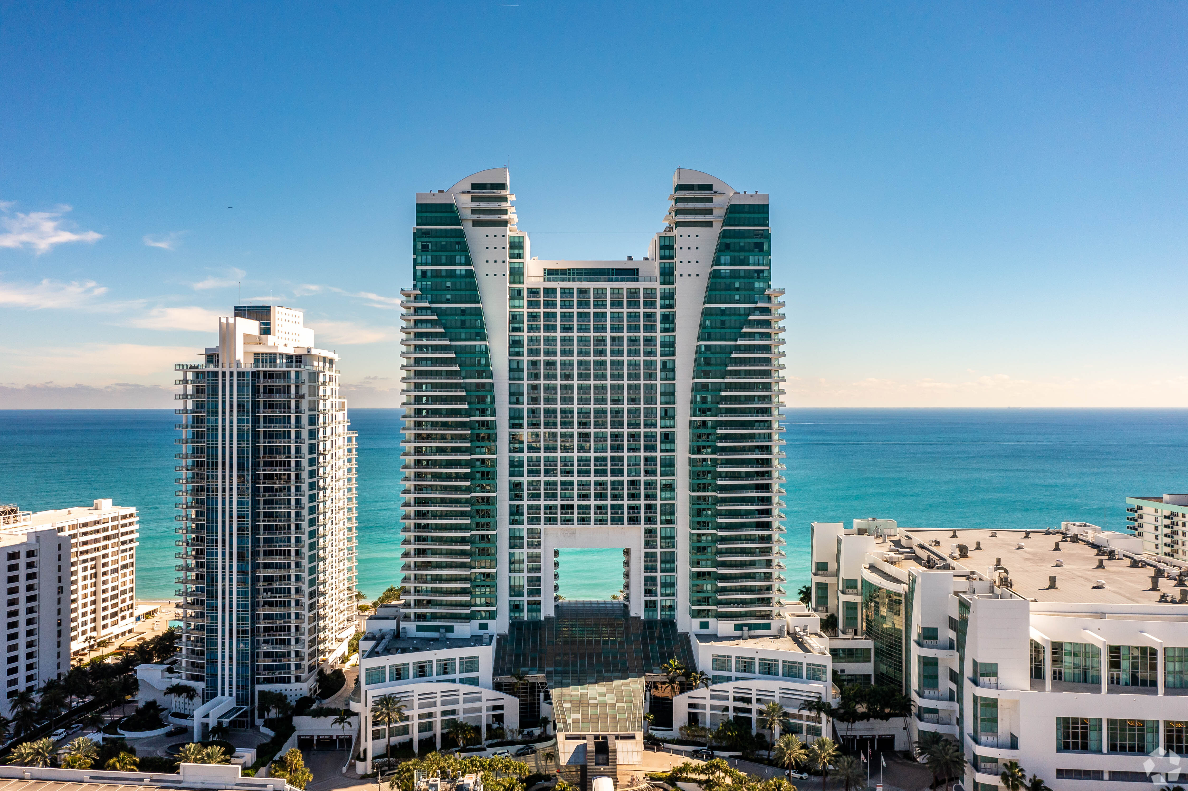 Owners of Diplomat Beach Resort in South Florida Score Major Financing