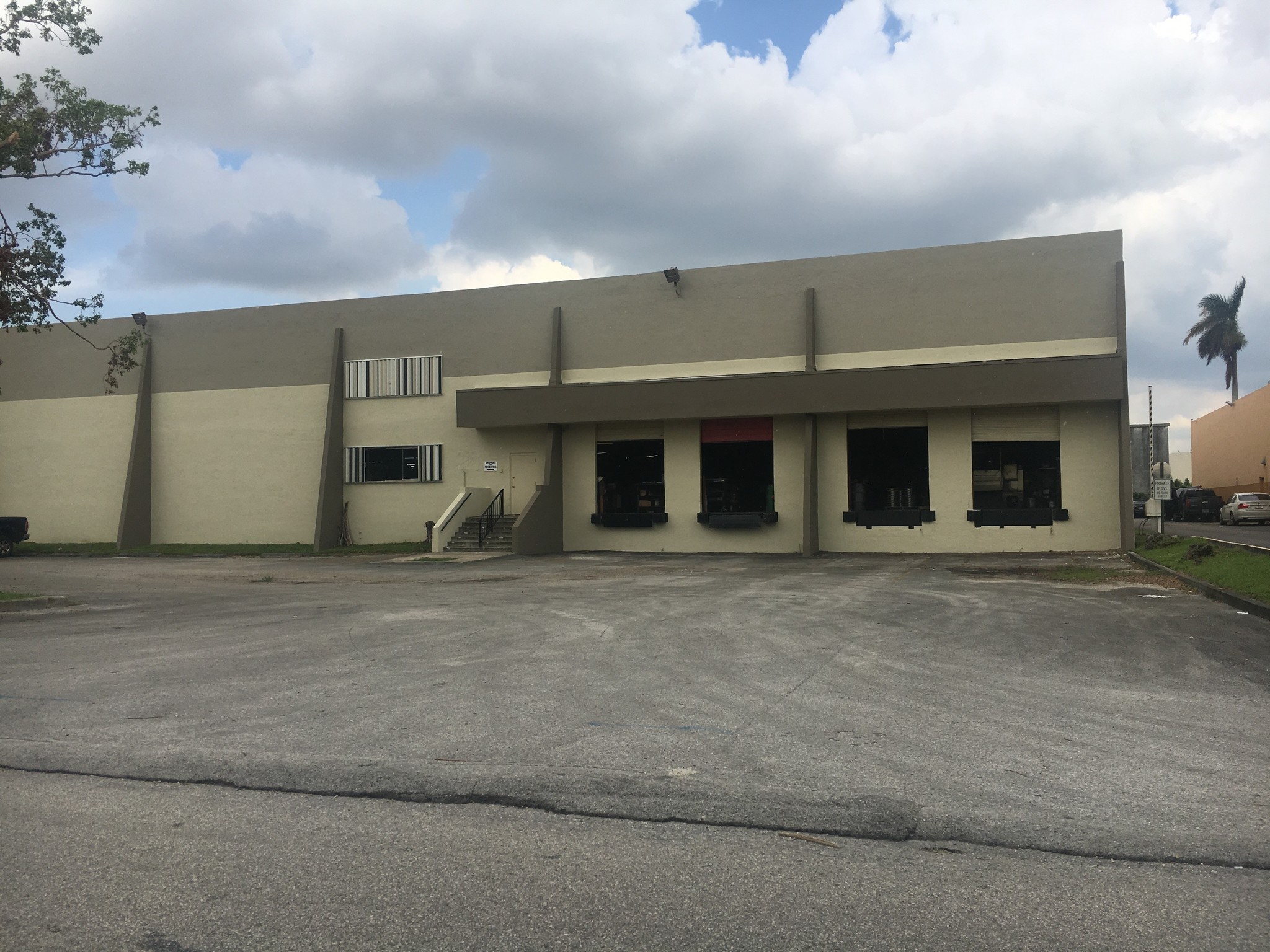 Sunshine Gasoline Buys Hialeah, Florida, Industrial Building