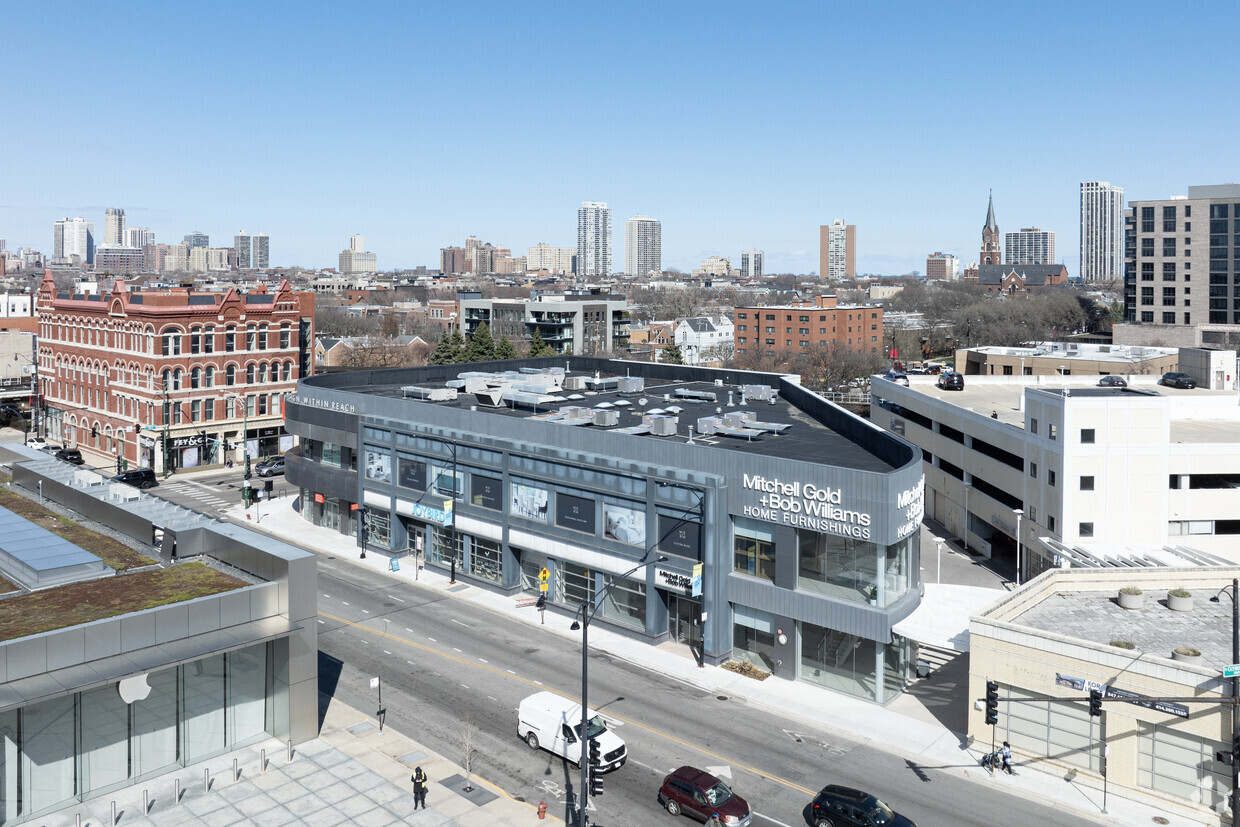 Developer Advances Plan for 396-Unit Apartment Tower on Chicago’s North Side