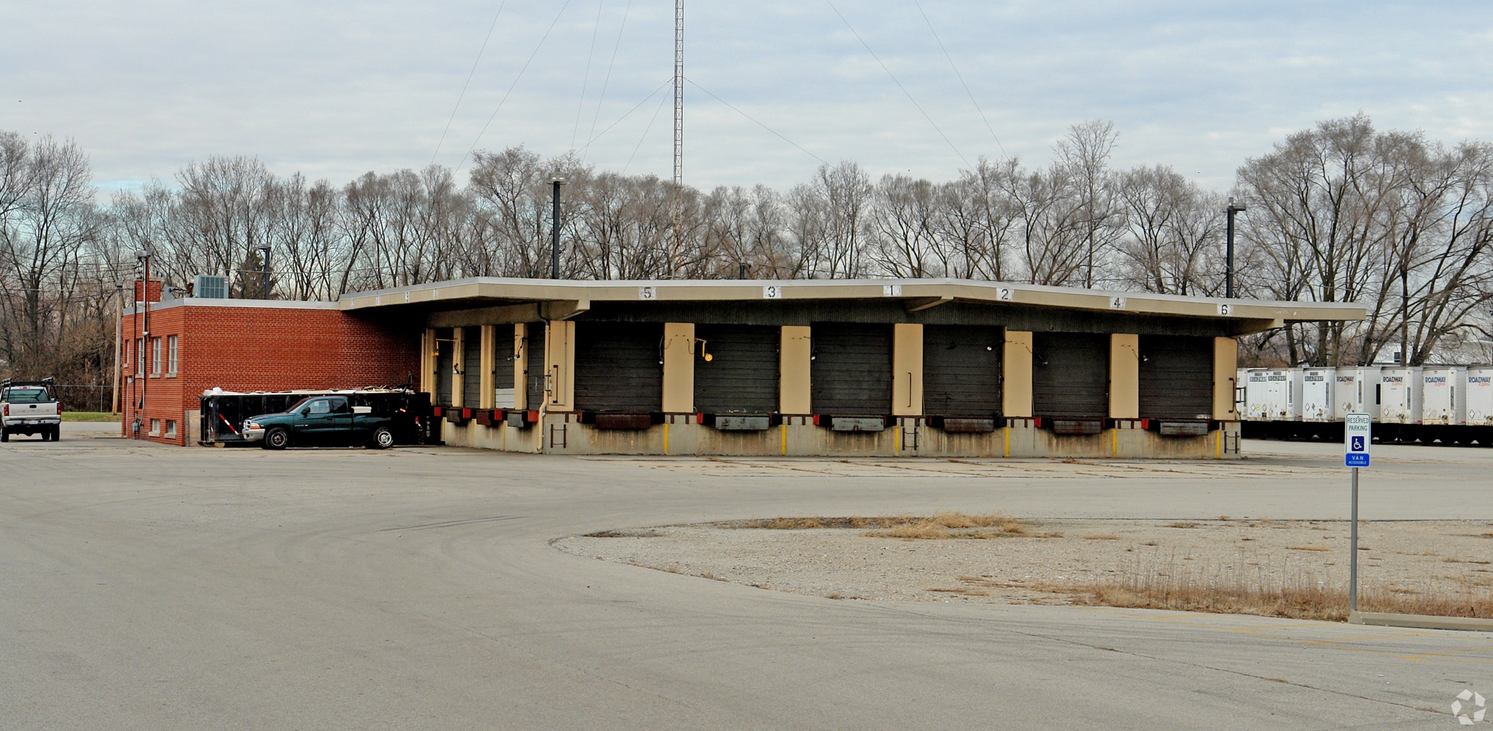 Knight-Swift Reopens Former Yellow Truck Terminals in Four States