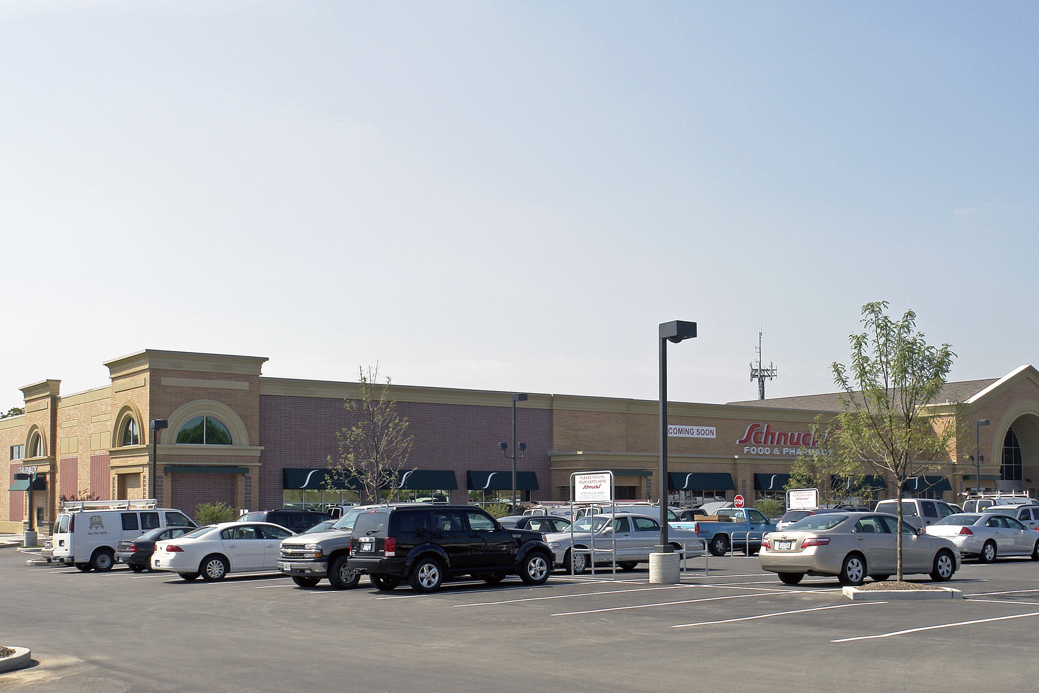 Cohen & Steers REIT Steps Up Investment in Grocery-Anchored Shopping Centers