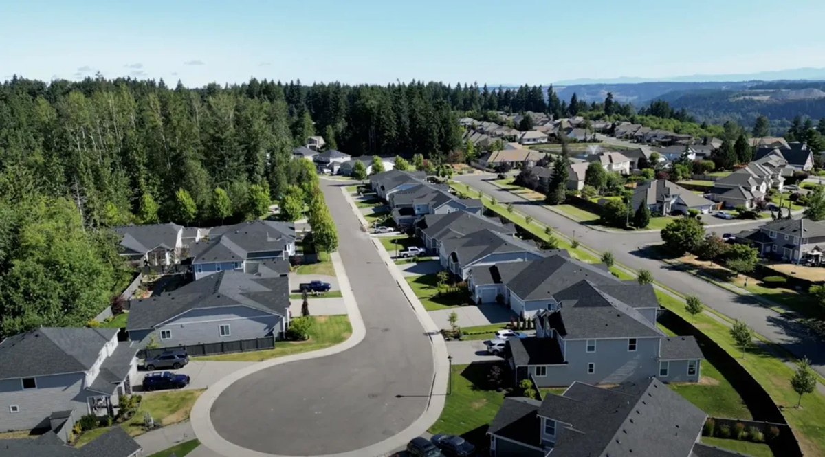 Developer Opens First Apartments in Sunrise Multifamily Development Near Tacoma