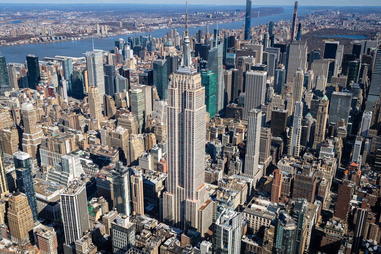 Empire State Building Leases Top Two Office Floors to Consulting Firm
