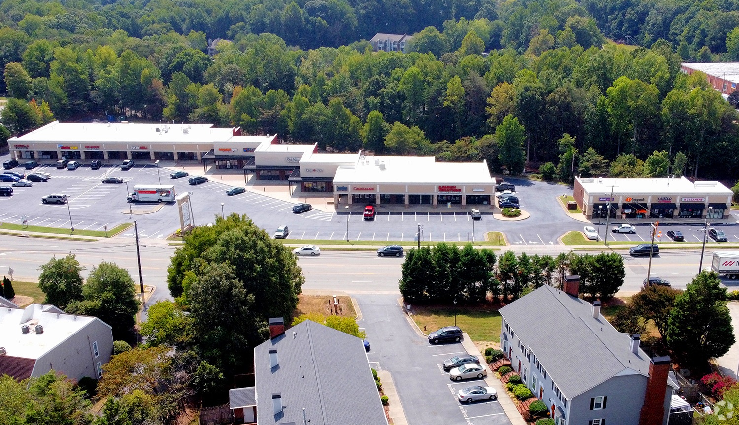 Guilford Station Shoppes Trades in Greensboro