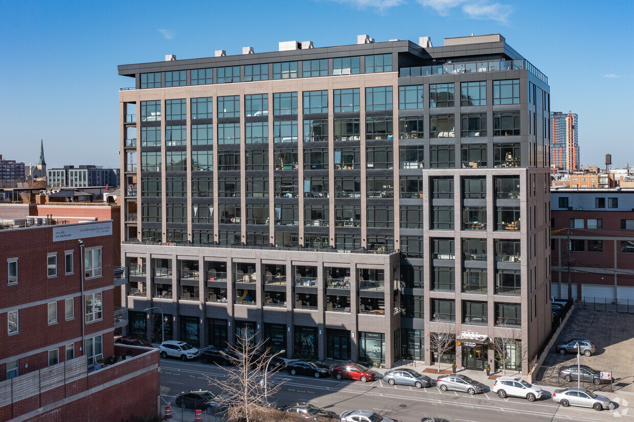 Chicago Apartment Building Completed in Initial Weeks of COVID-19 Set To Be Sold