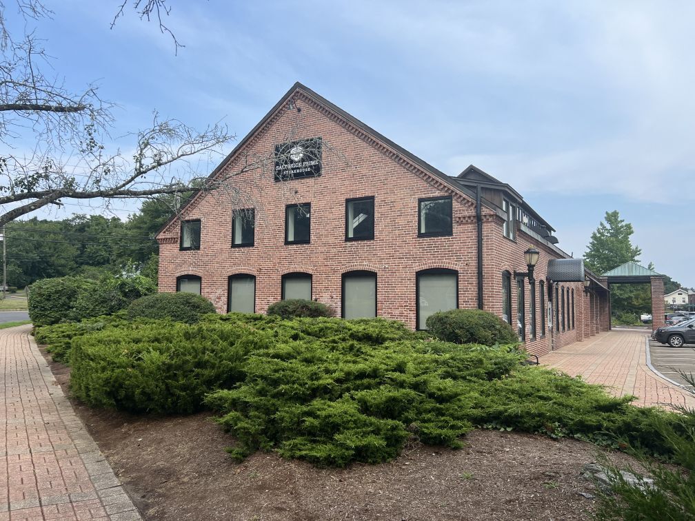 Local Investment Firm Buys Lockworks Square in Branford, Connecticut